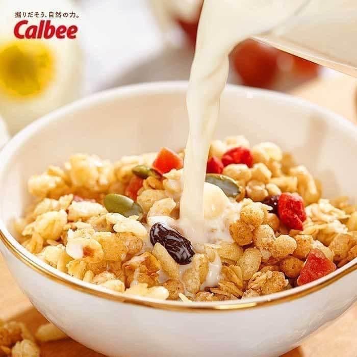 Ngũ cốc hoa quả Calbee đỏ 750g(6g/thùng)