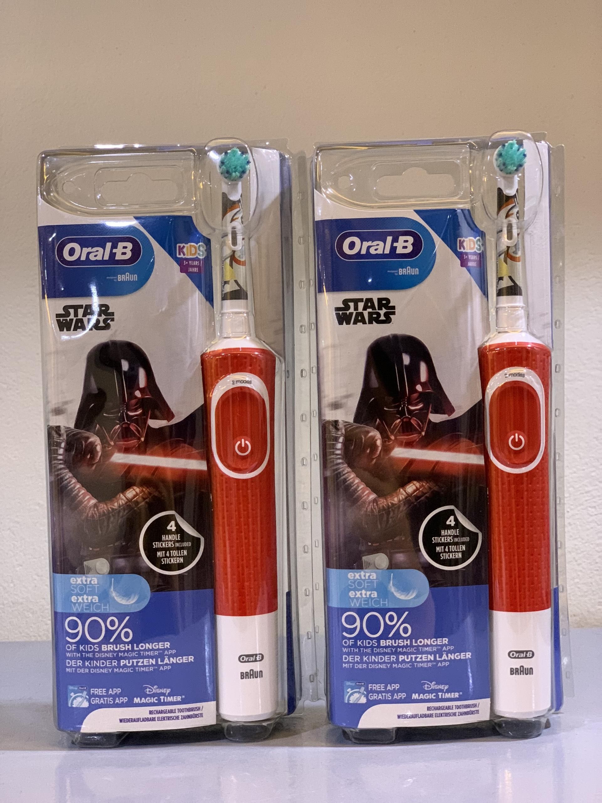 Bàn chải điện Oral-B Star Wars cho bé trai từ 3 tuổi Đức