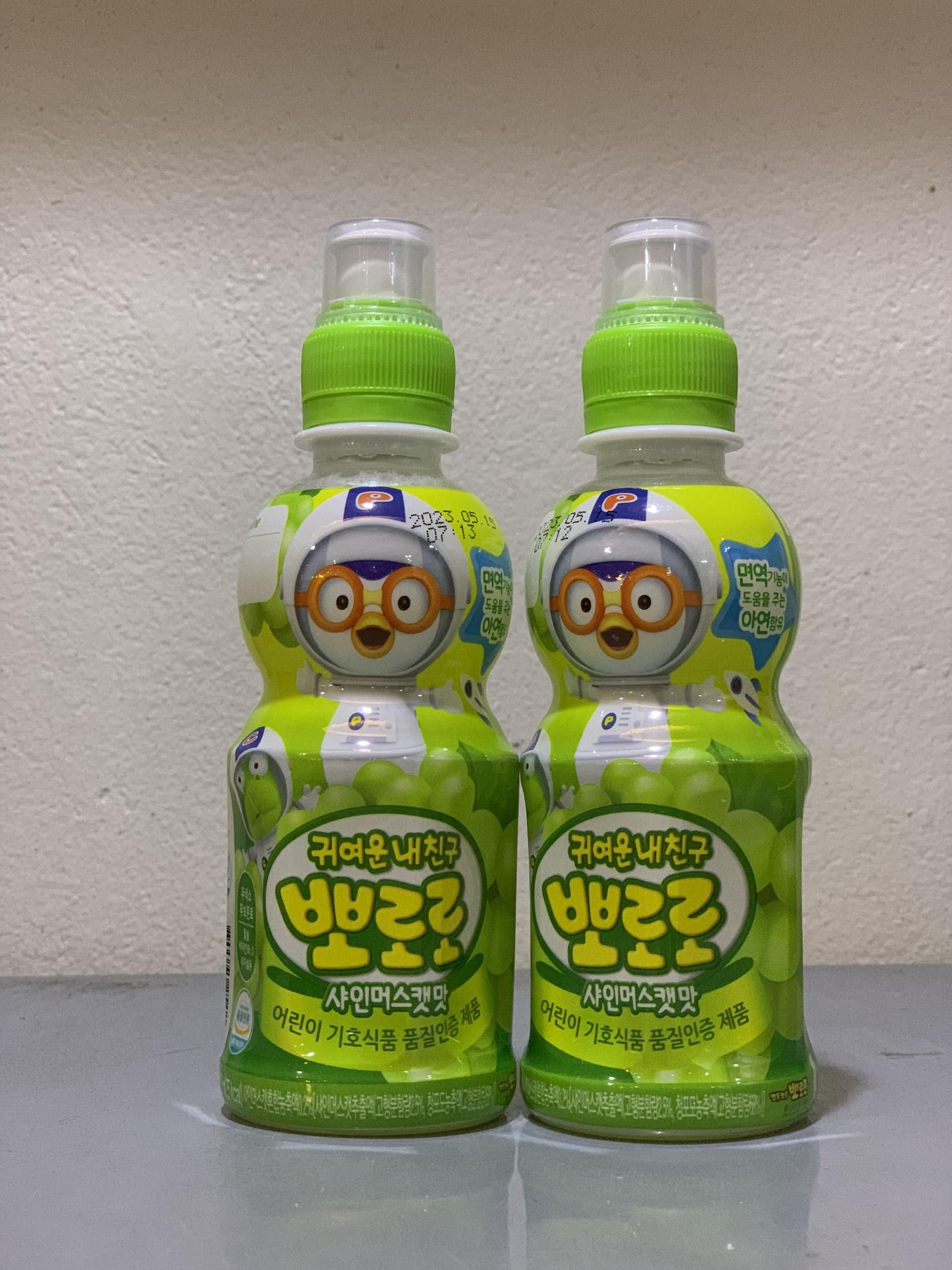 Nước trái cây Pororo vị nho xanh cho bé 235ml