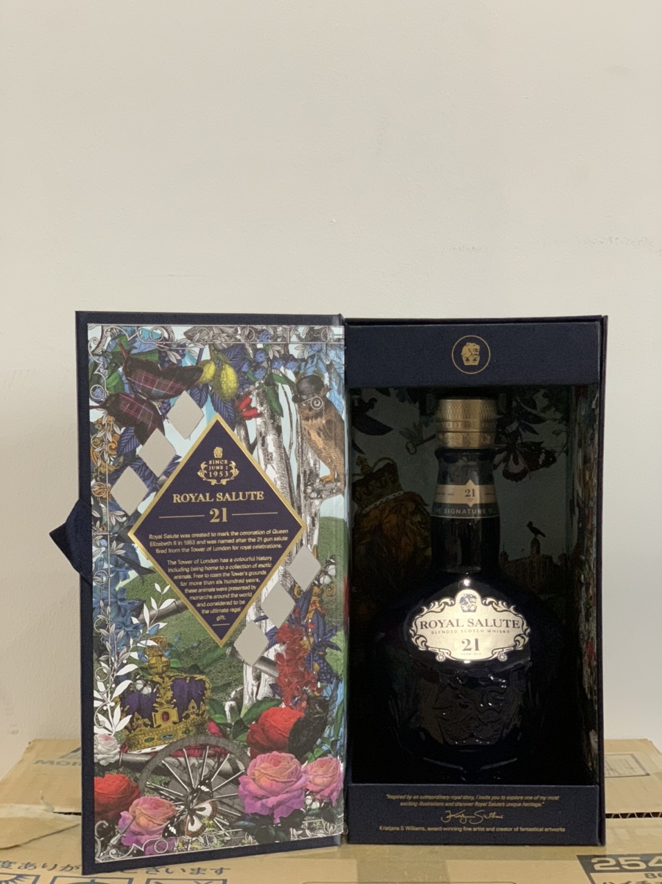 Rượu Chivas 21 royal salute phiên bản đặc biệt  nội địa Nhật  tem vàng 700ml