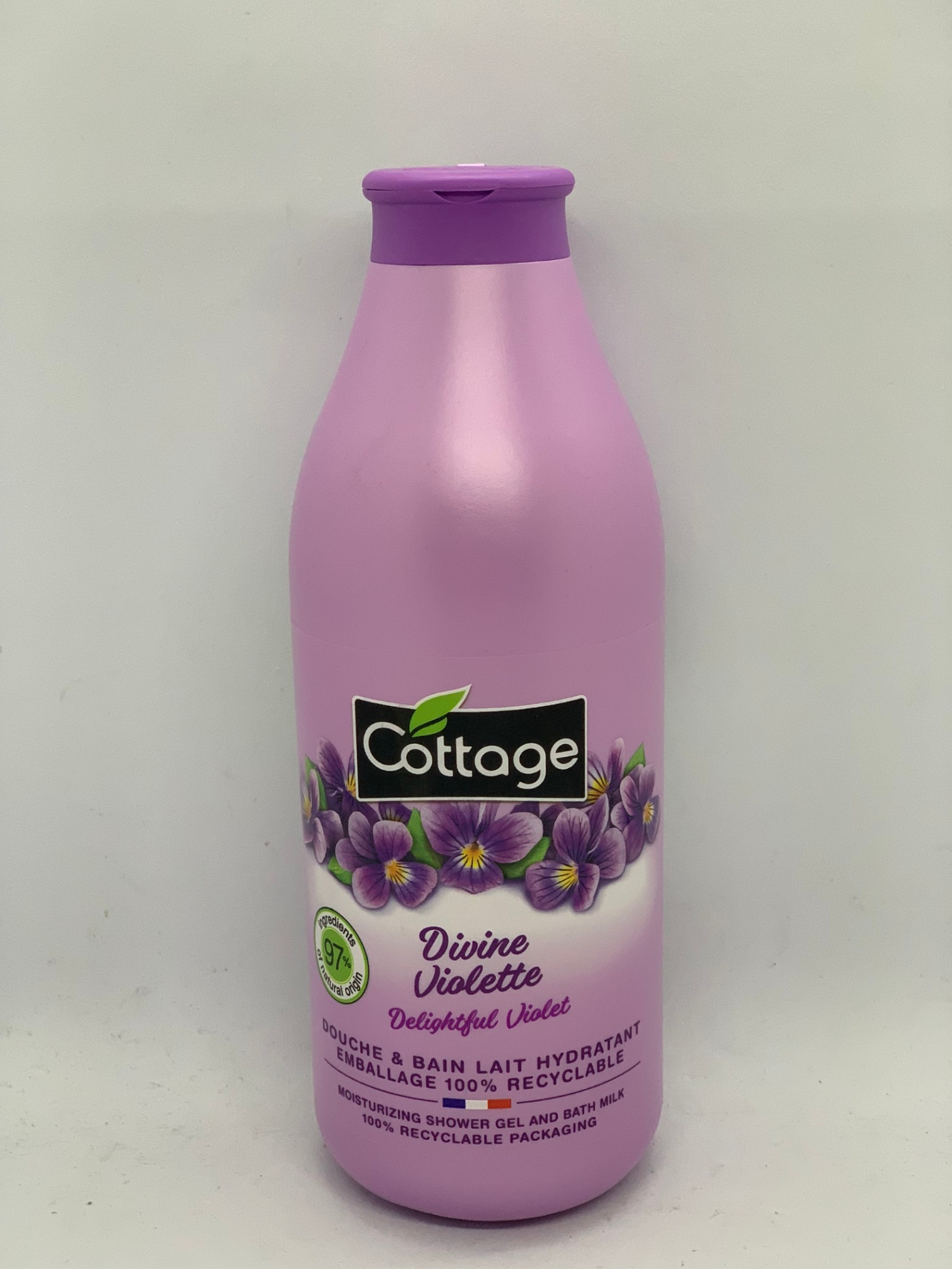Sữa tắm tẩy tế bào chết Cottage violette 750ml tím