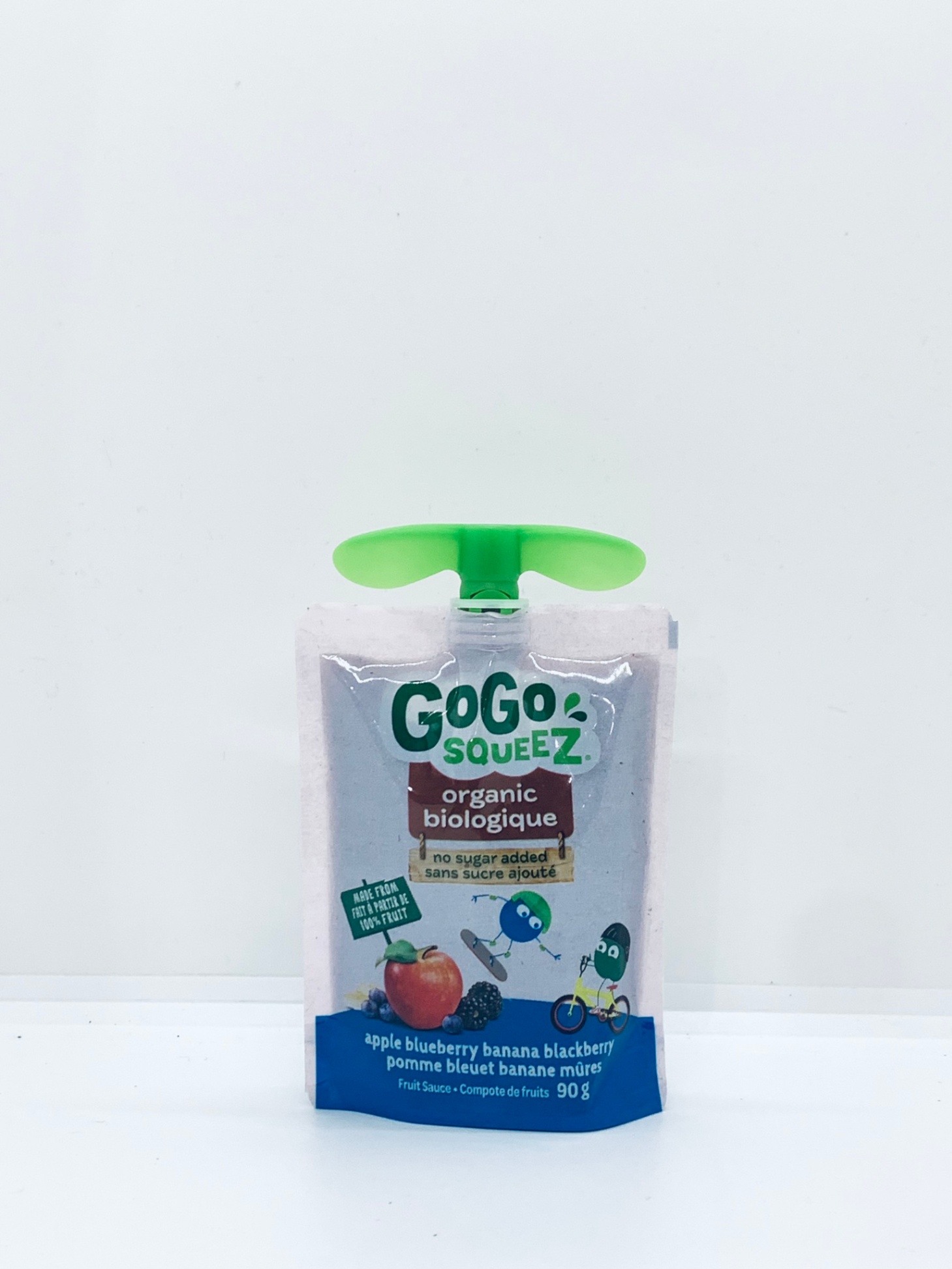 Sữa chua túi Gogo Squeez mix vị táo, việt quất, mâm xôi 90gr