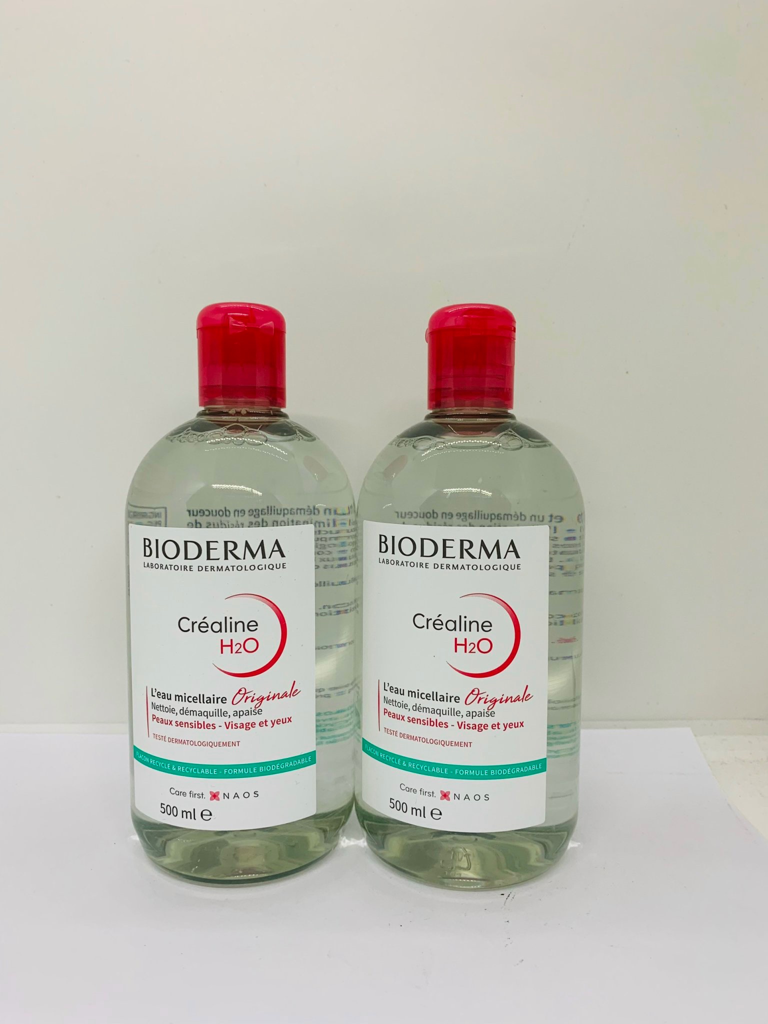 Tẩy trang Bioderma H2O cho da nhạy cảm 500ml màu hồng