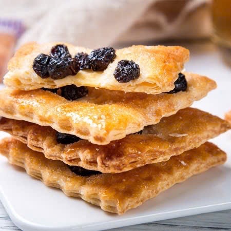 Bánh quy nướng nho khô Heike-Pie Sanritsu Seika 180g