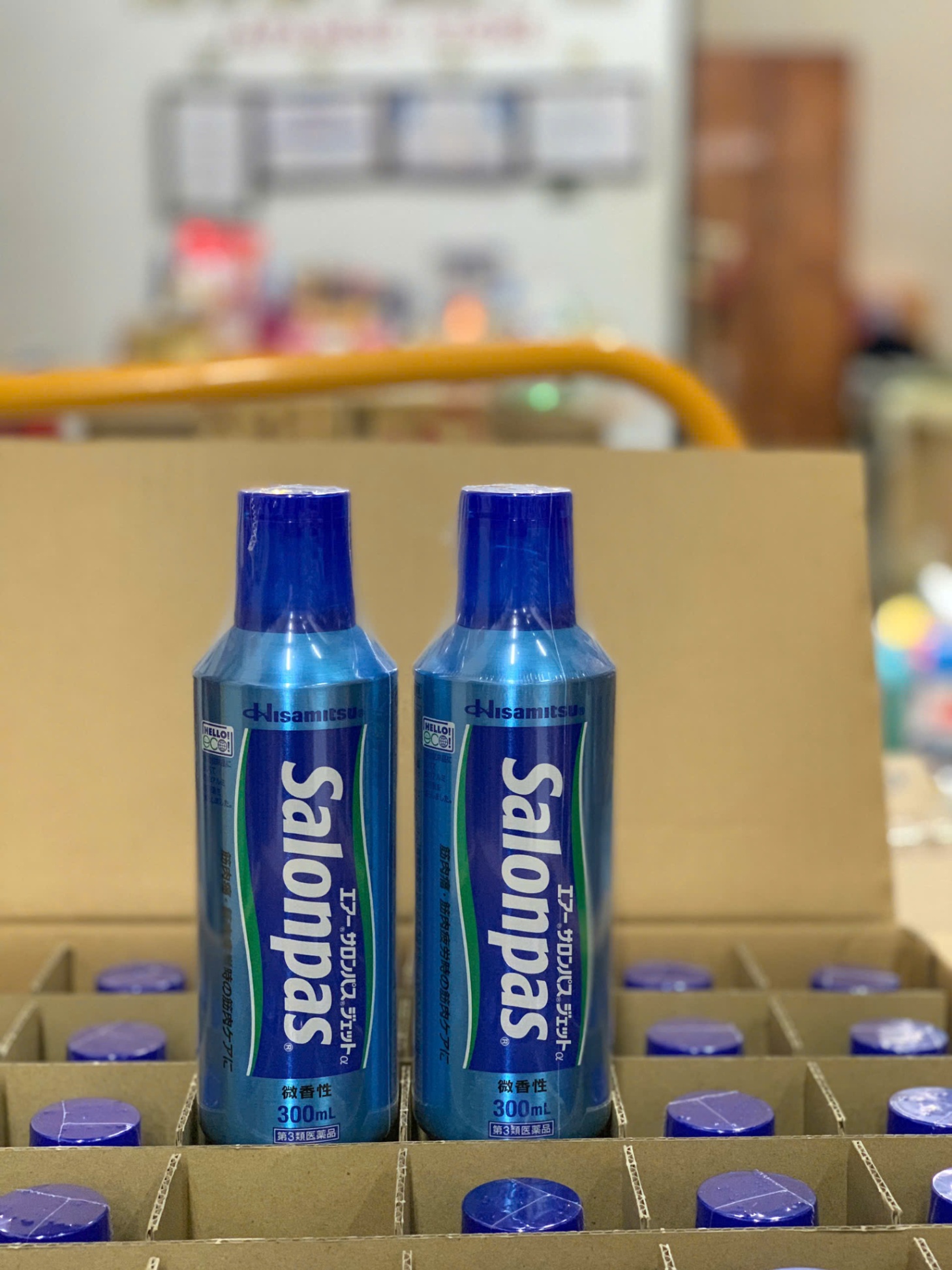Xịt giảm đau Air Salonpas Jet 300ml