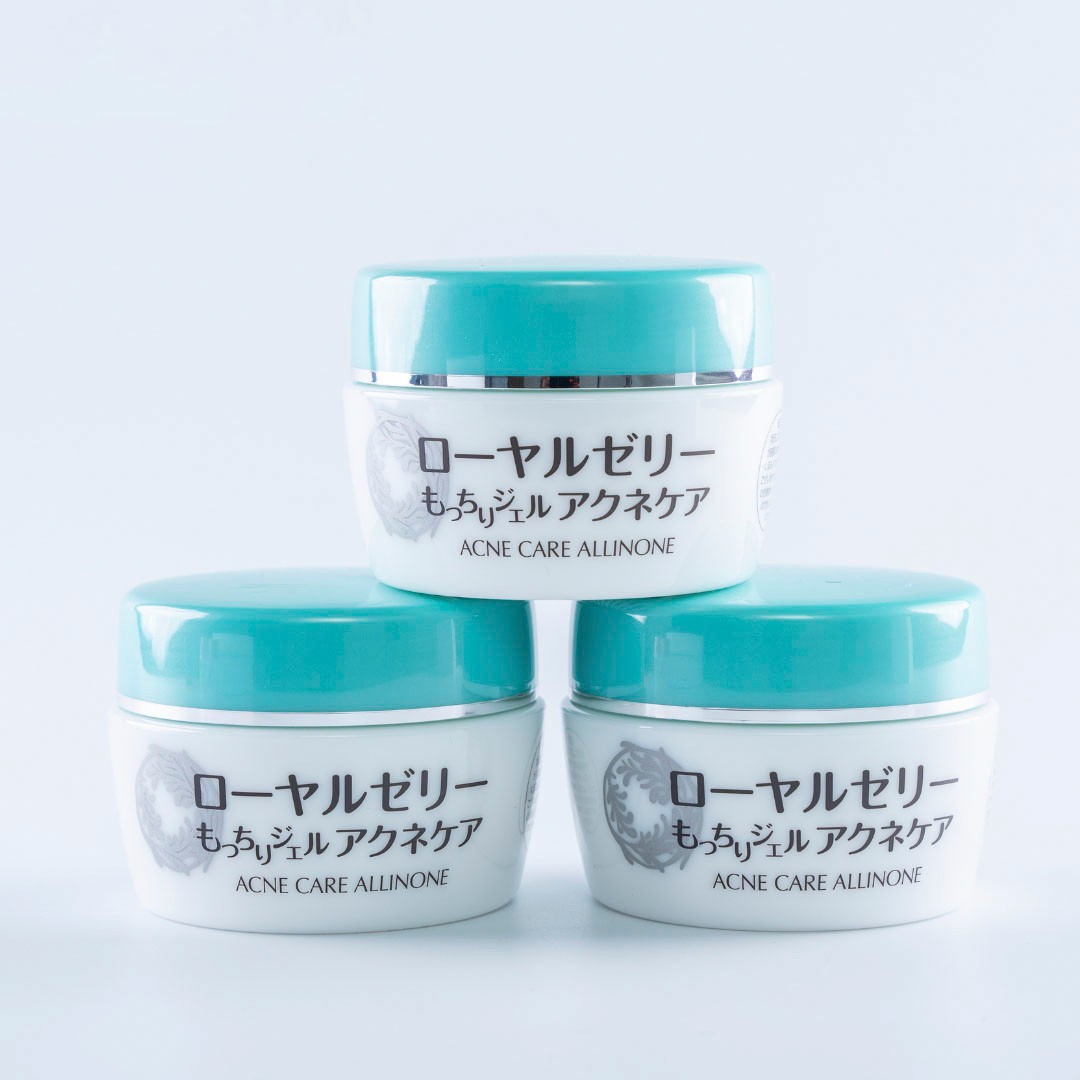 Kem dưỡng da giảm mụn chiết xuất sữa ong chúa Ozio Repair Care All in One 75g