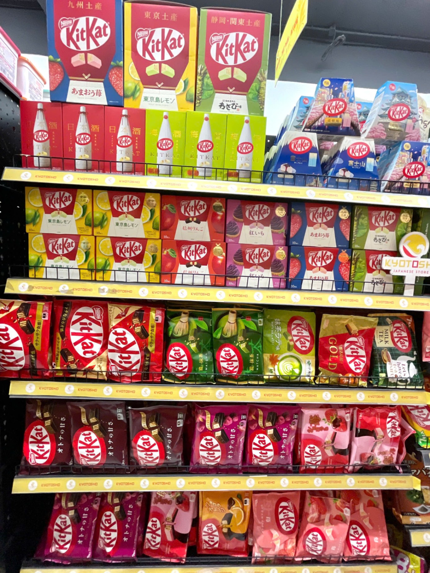 Bánh Kitkat vị Dâu tây Nhật Bản 10 cái