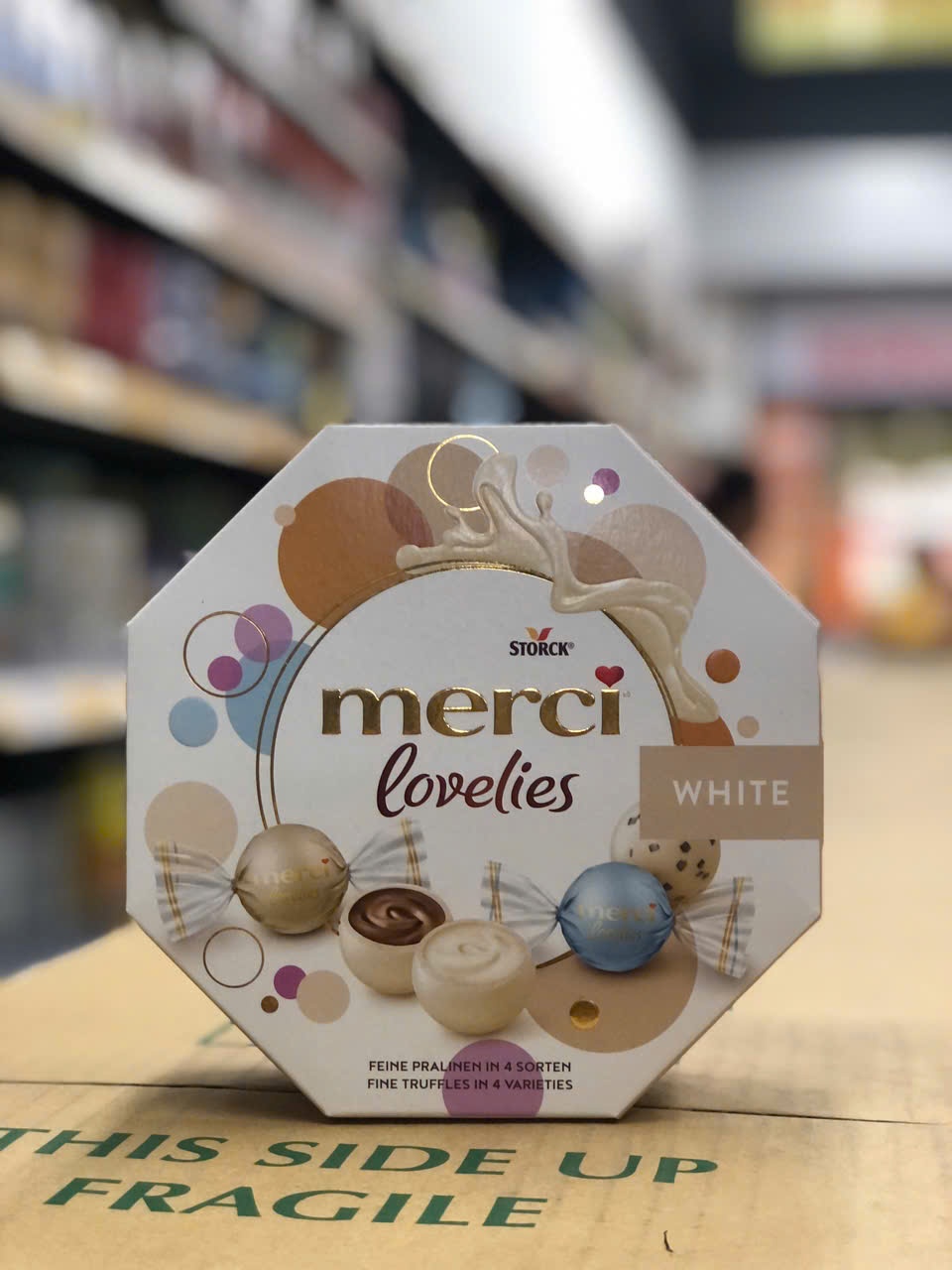 Kẹo socola trắng Merci lovelies white 185g