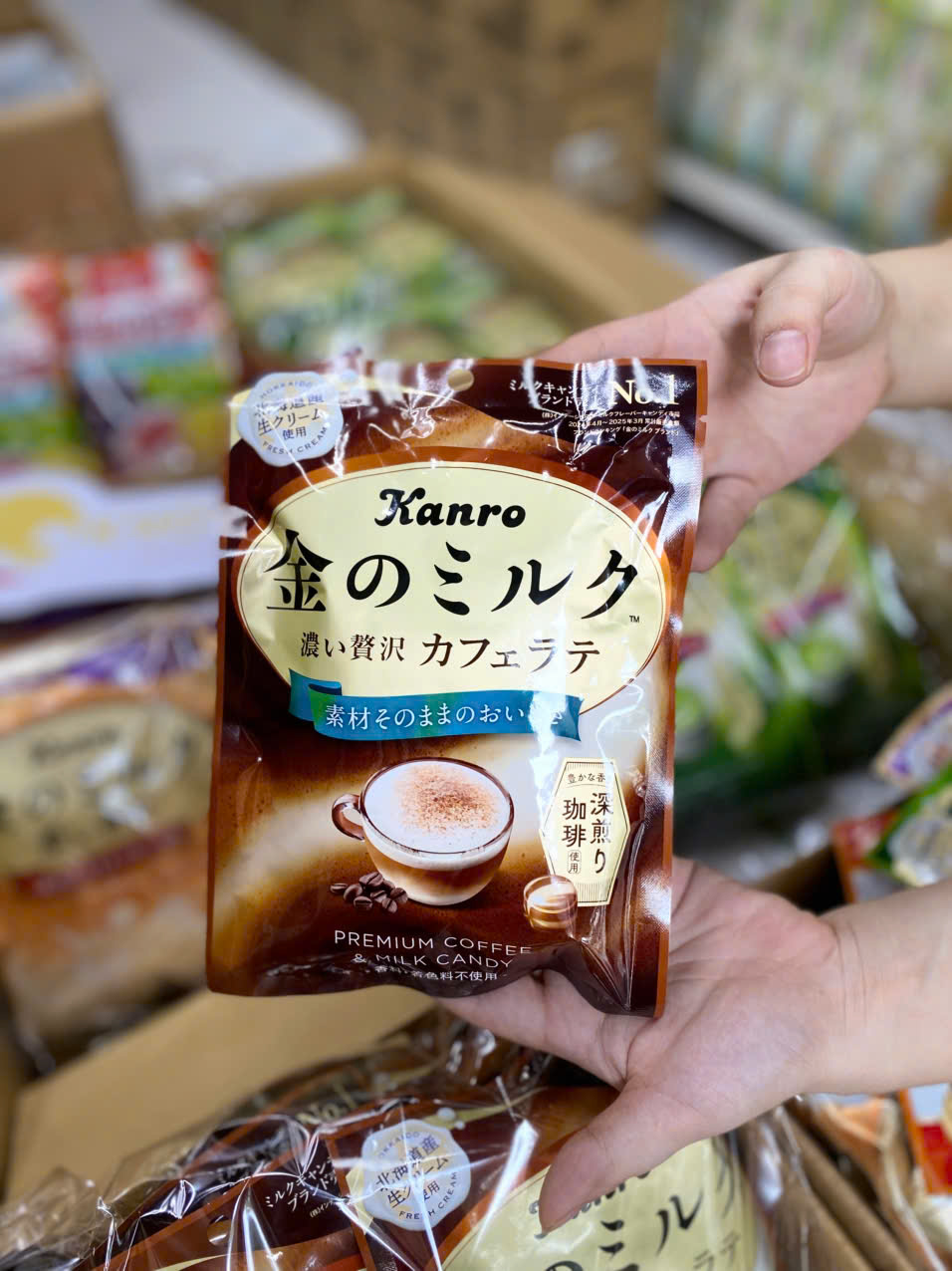 Kẹo cà phê sữa Kanro Premium Coffee & Milk Candy Nhật Bản 61g