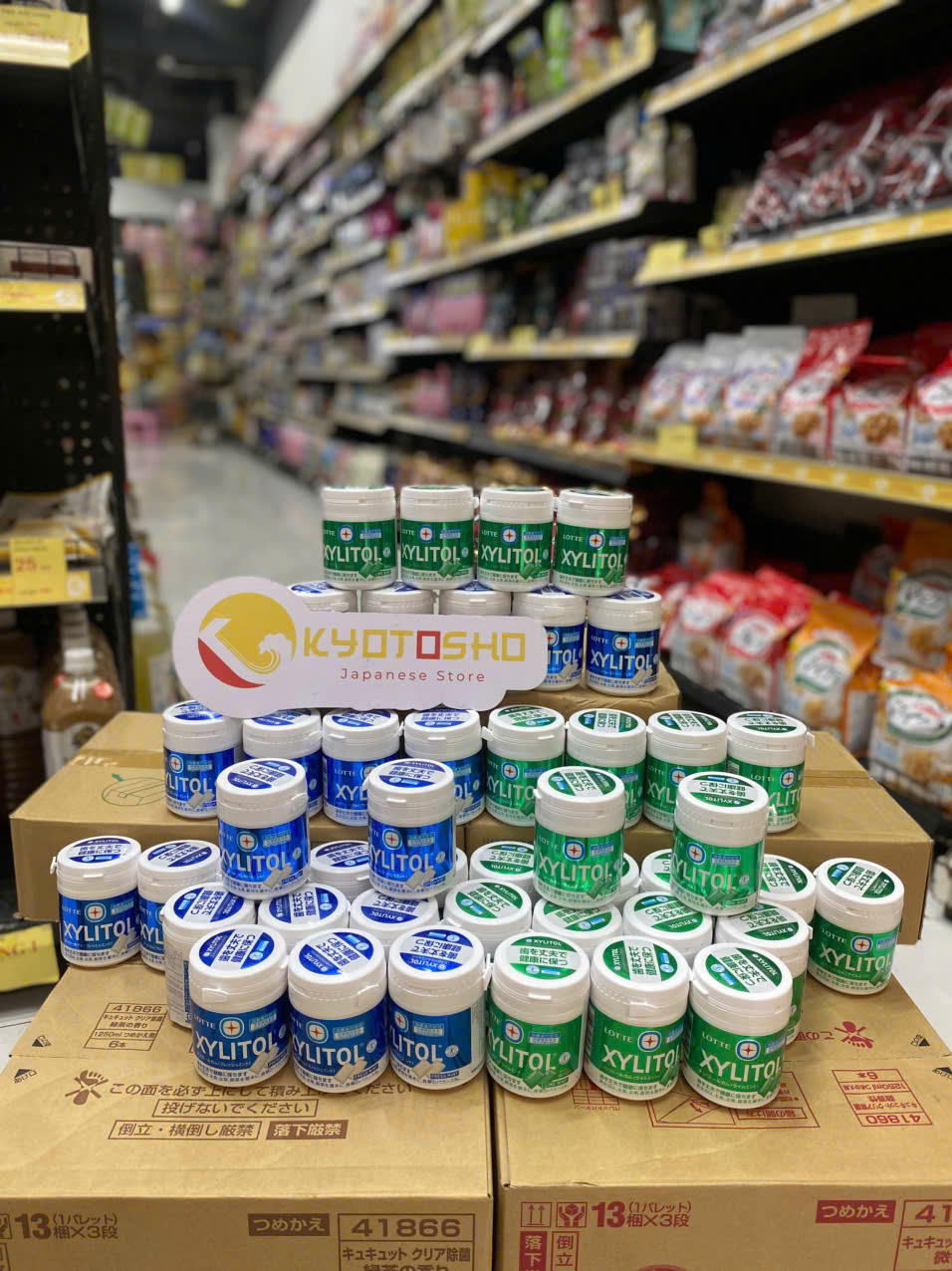 Kẹo cao su Lotte Xylitol Nhật Bản 133g hương bạc hà xanh lá