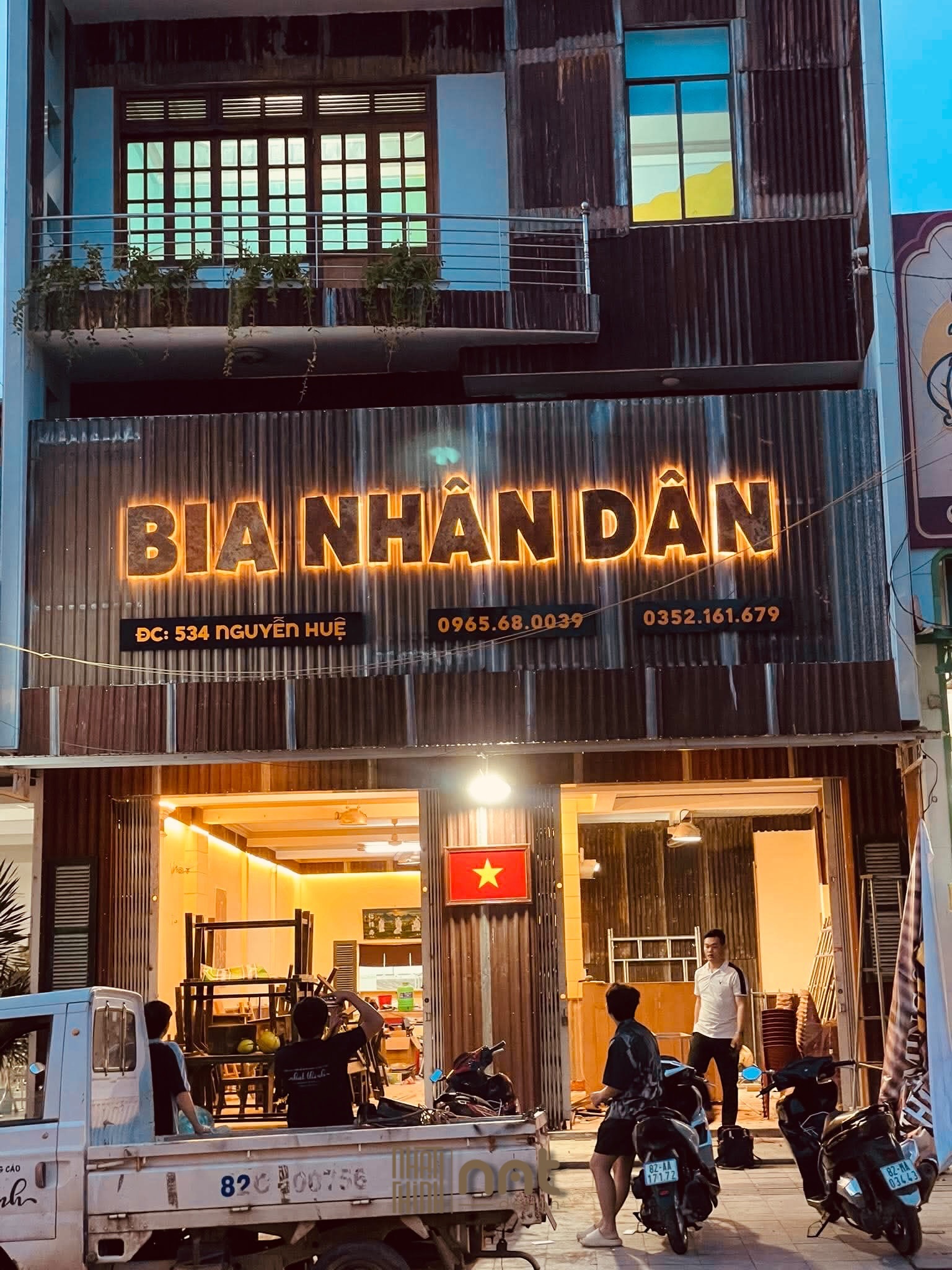 BẢNG HIỆU TÔN RỈ SET - HẮT ĐÈN