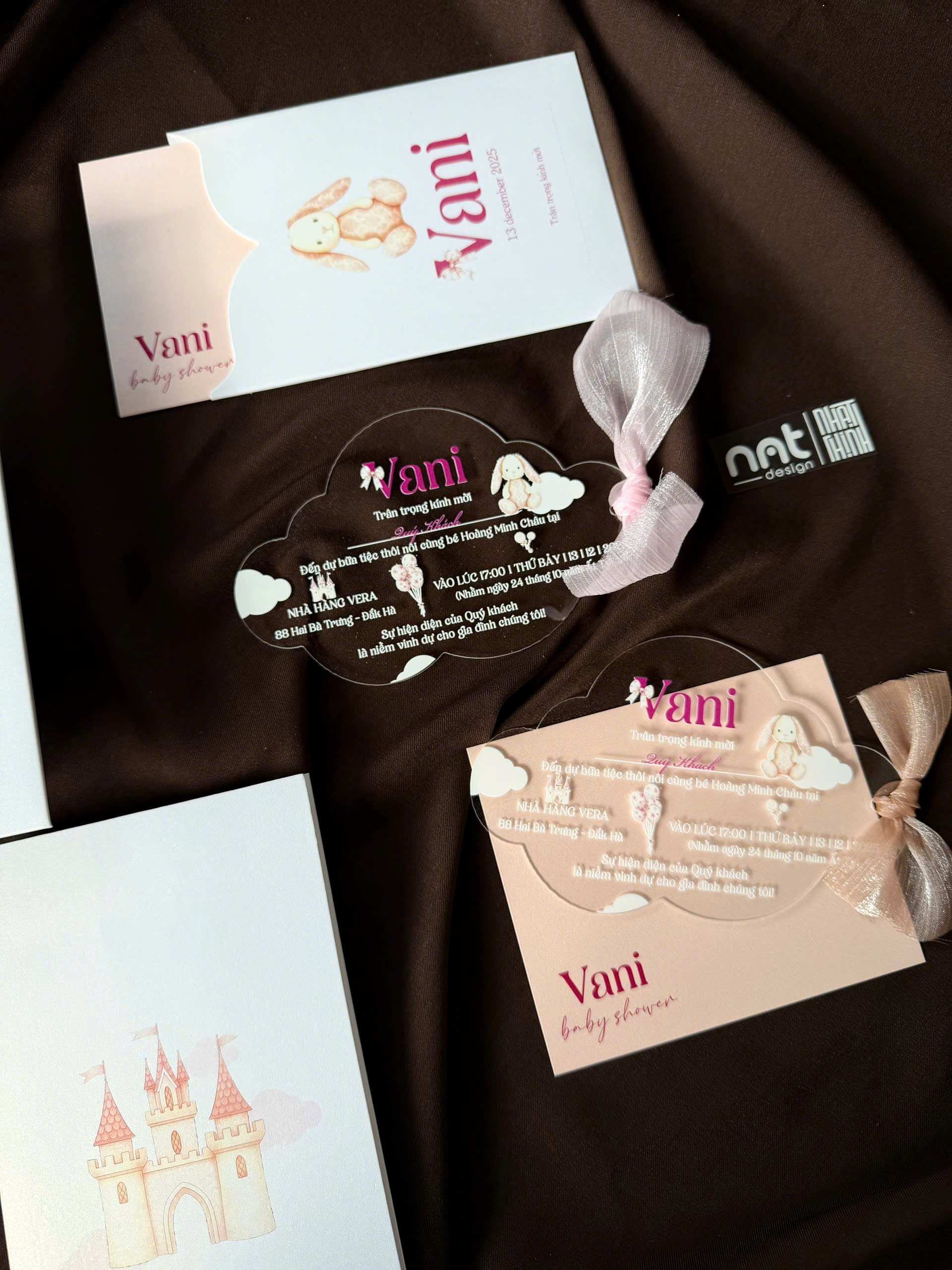 Thiệp Sinh Nhật Mica Thỏ Hồng