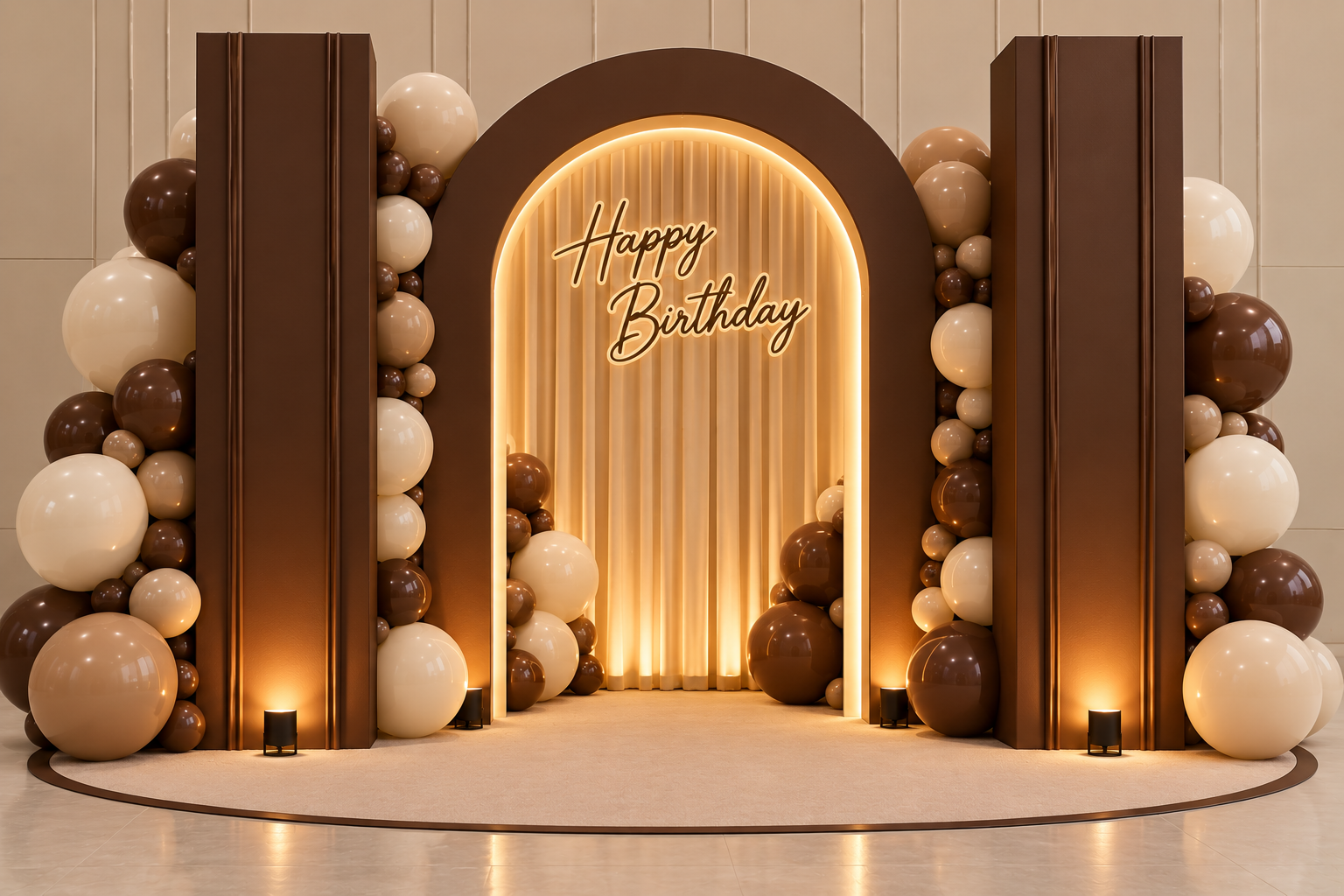Elegante entrada de globos en tonos cálidos.png