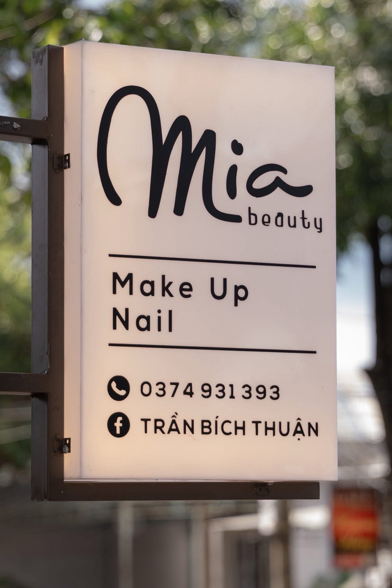 HOP-XI-NHAN-MICA-SANG-DEN-CHU-NOI-MICA-CHO-SPA_2a1b7c16_81d3_4ea9_a7ef_da9ce16bce4d_1281x1920_.jpg
