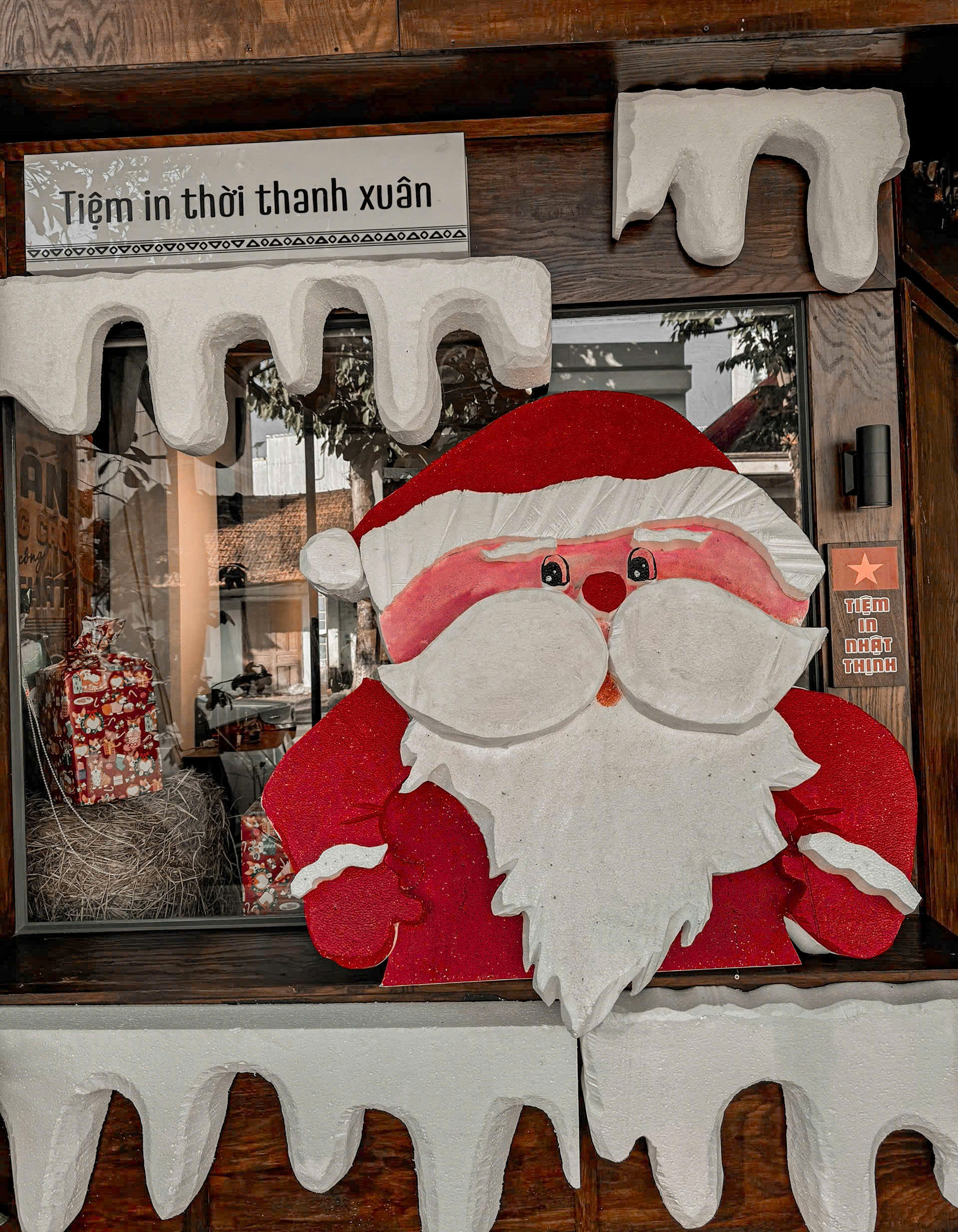 ONG-GIA-NOEL-1M2_z7264591524466_f4e8e10d6338febea5e75bd482044e98.jpg