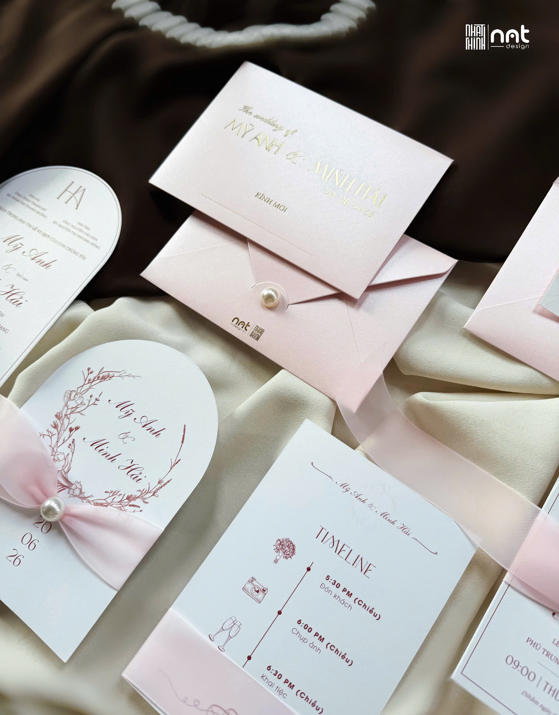 THIEP-CUOI-HONG-PASTEL-BO-GOC-HIEN-DAI-3.jpg?v=1778668675