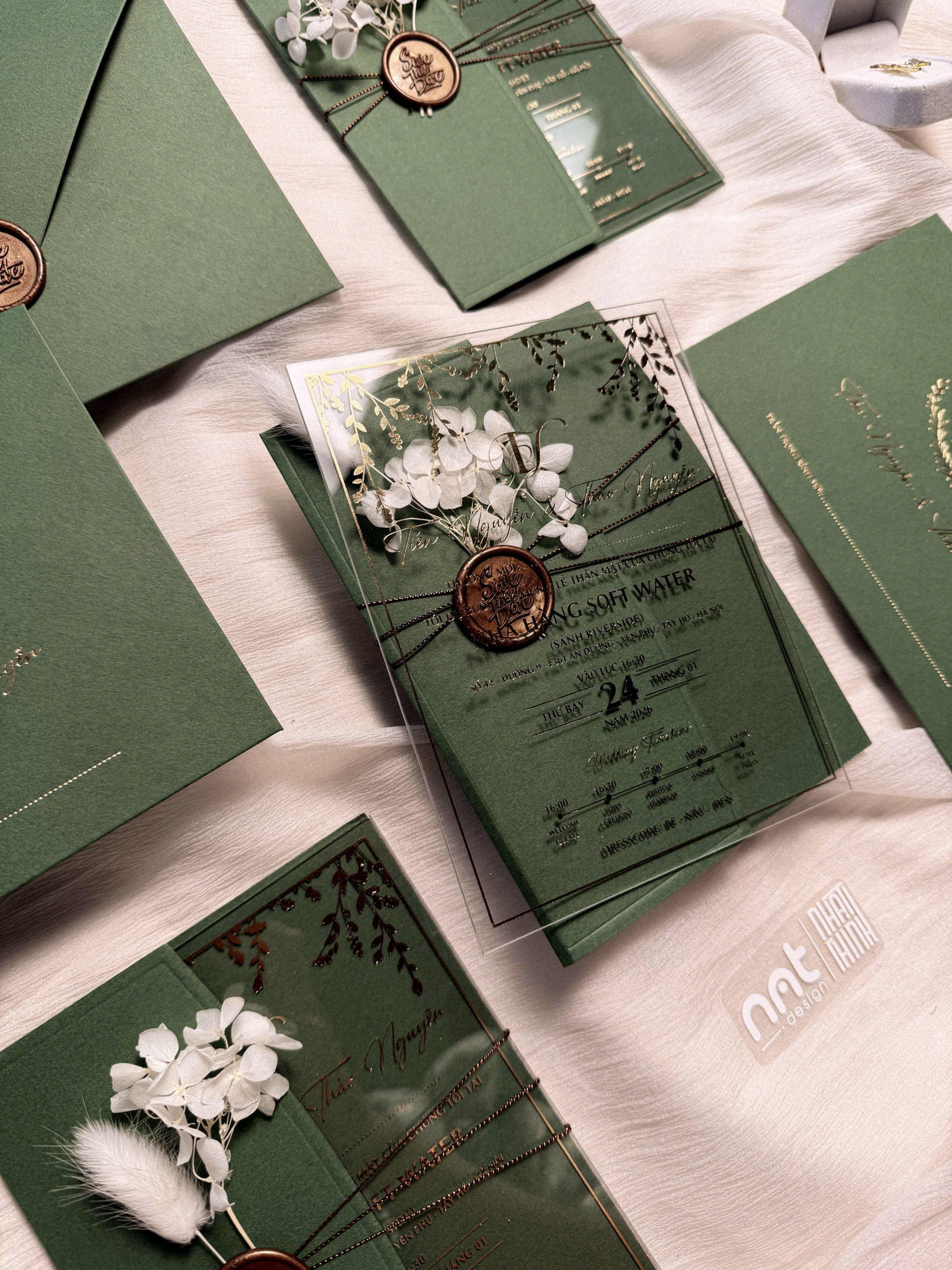 Thiep-My-Thuat-Xanh-Mica-Ep-Kim-Sang-Trong_z7370522788282_6601044eb6ab70d7b14d4d80679155ad.jpg