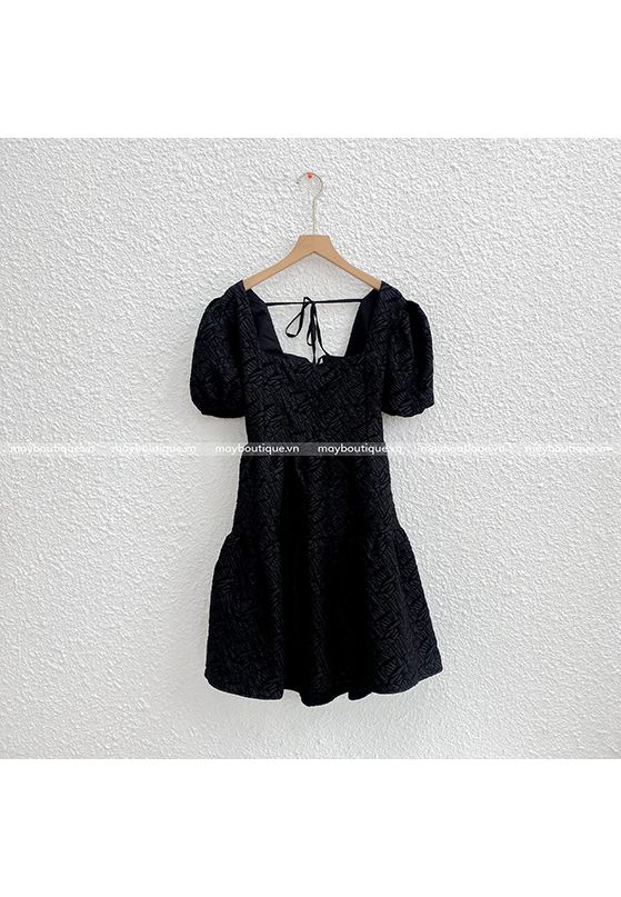 Maven - váy đen nhung xoè tay bồng phối lưới đính kết đá lauren dress