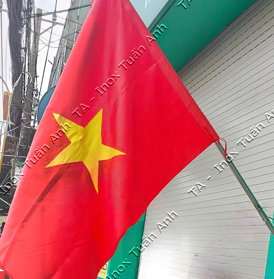 Giá treo cờ Tổ Quốc , bass cờ - Bát treo, giá cắm cờ Tổ Quốc trang trí