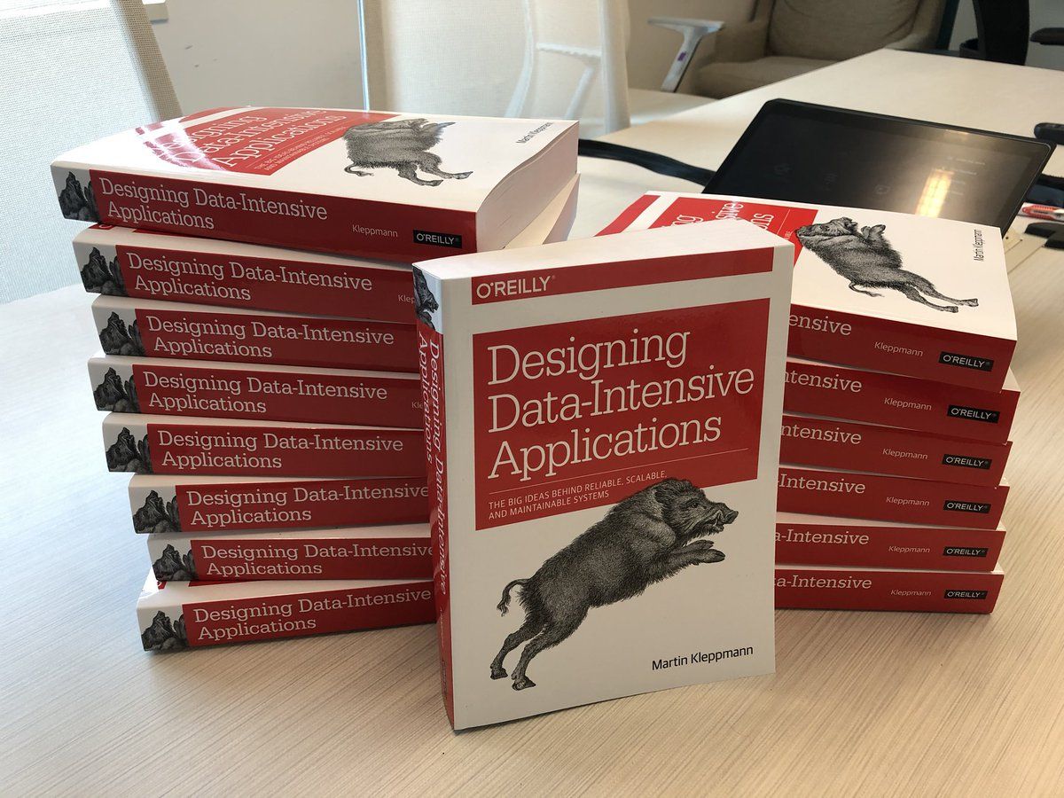 Designing Data-Intensive Applications: The Big Ideas Behind Reliable, Scalable, and Maintainable Systems 1st edition/ 2017/ O’Reilly Media