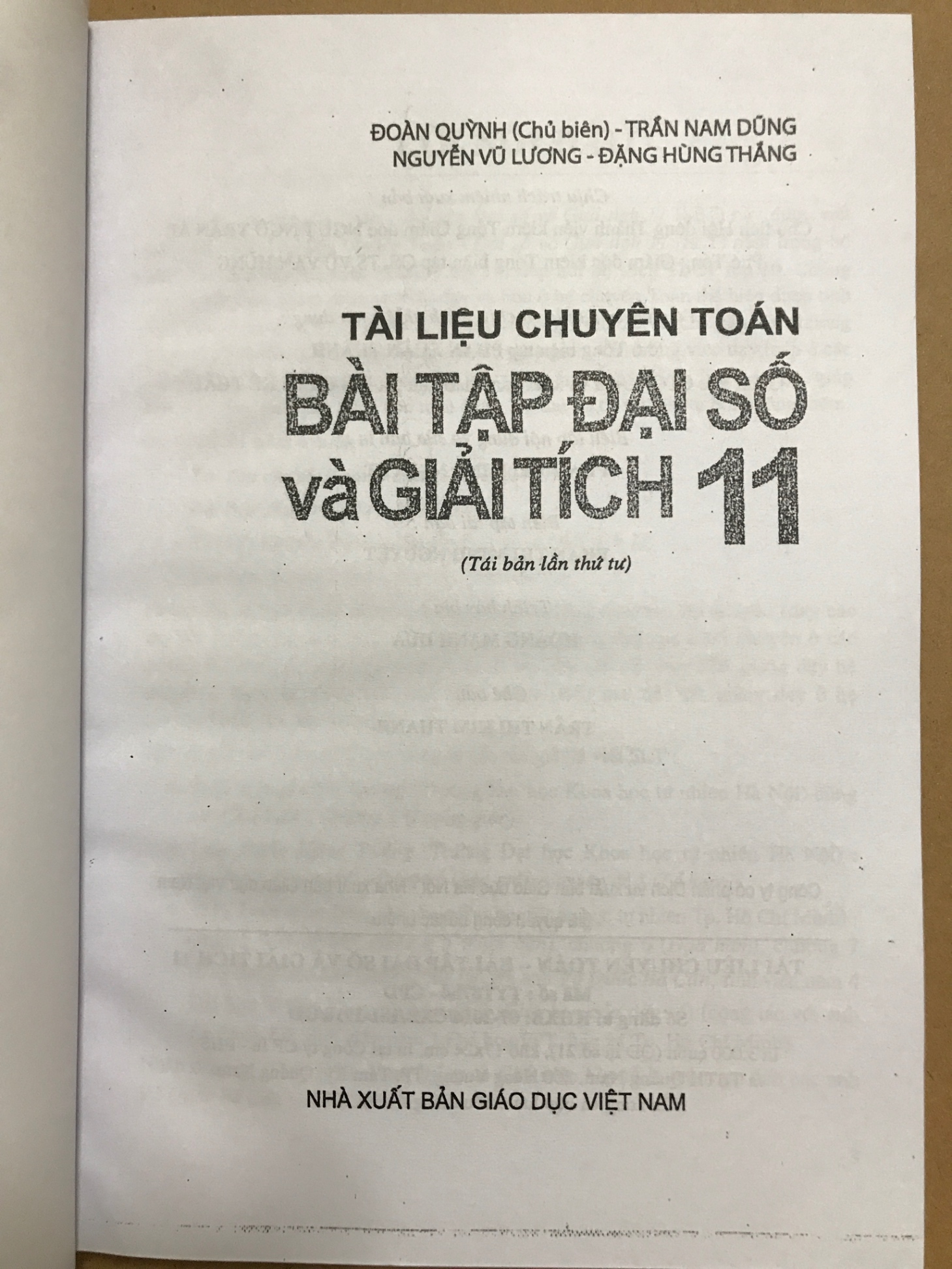 Tài liệu chuyên toán Bài tập Đại số và Giải tích 11 -Đoàn Quỳnh -A5