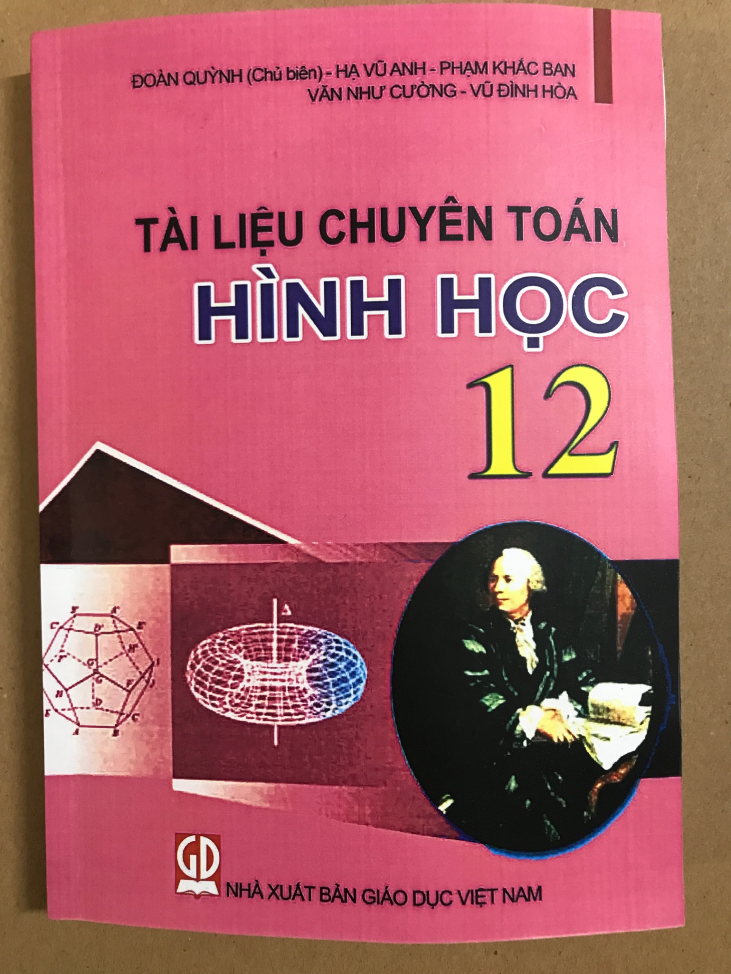 Tài liệu chuyên toán Hình học 12 -Đoàn Quỳnh -A5