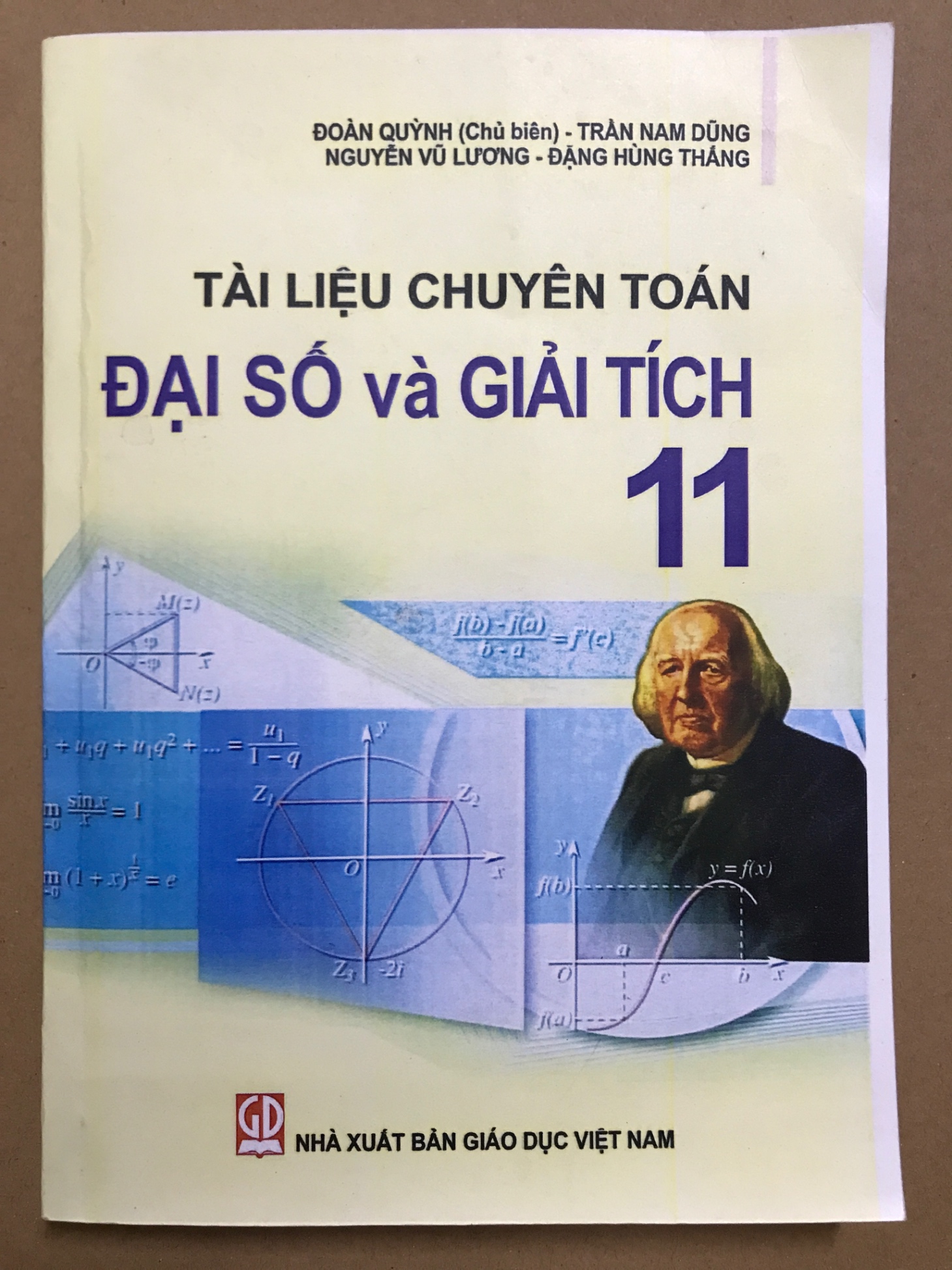 Tài liệu chuyên toán Đại số và Giải tích 11 -Đoàn Quỳnh -A5