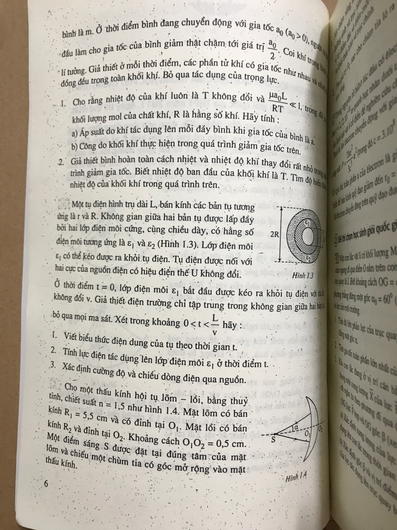 Đề thi học sinh giỏi Vật lí Trung học phổ thông - Vũ Thanh Khiết, Phạm Khánh Hội (đề các năm 2011-2016)