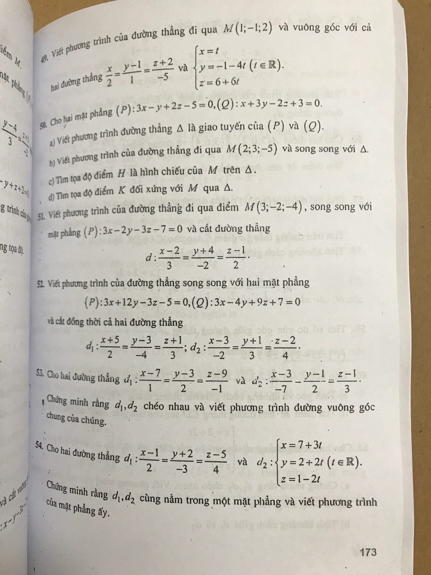 Tài liệu chuyên toán Hình học 12 -Đoàn Quỳnh -A5