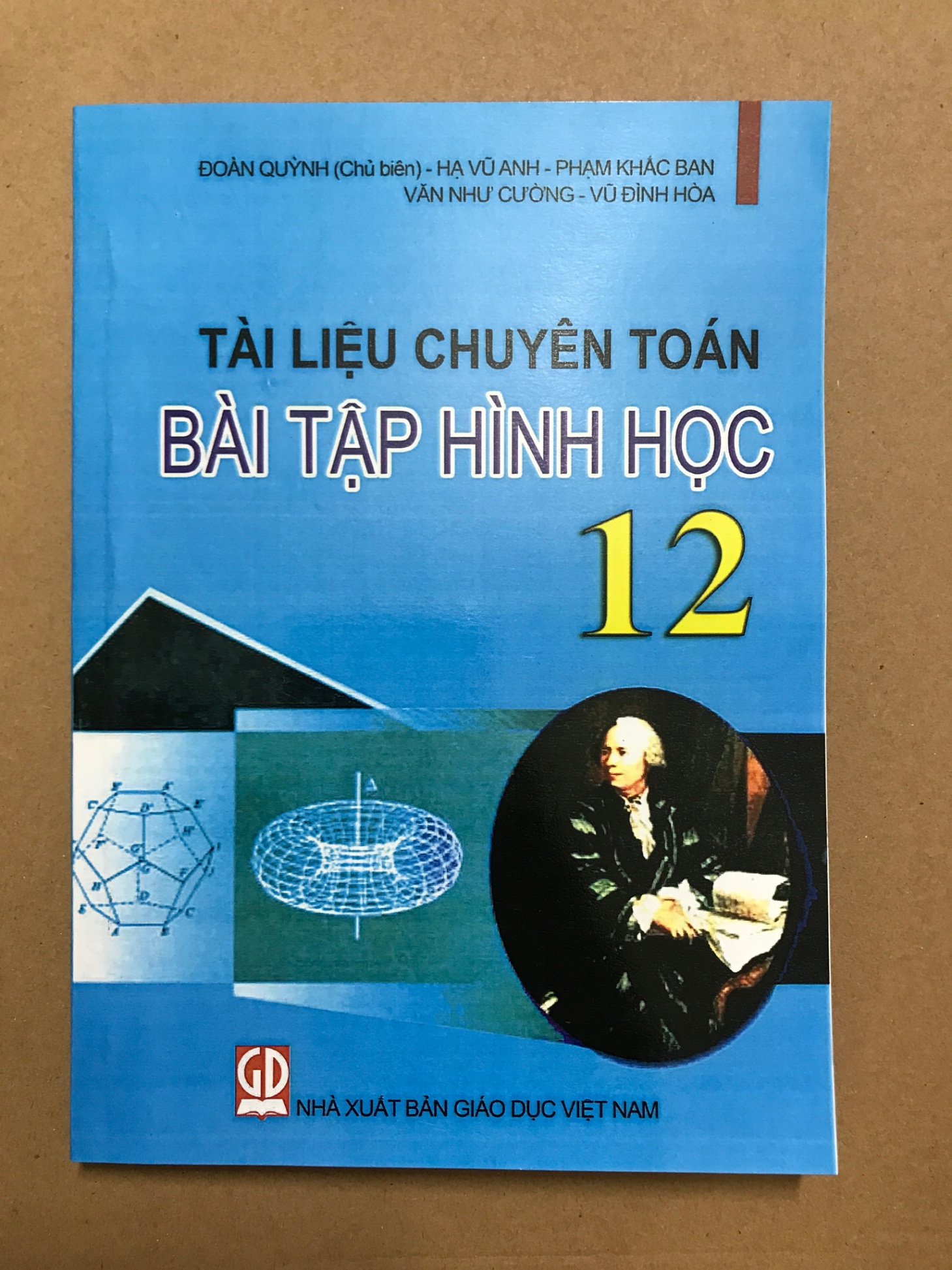 Tài liệu chuyên toán Bài tập Hình học 12 -Đoàn Quỳnh -A5