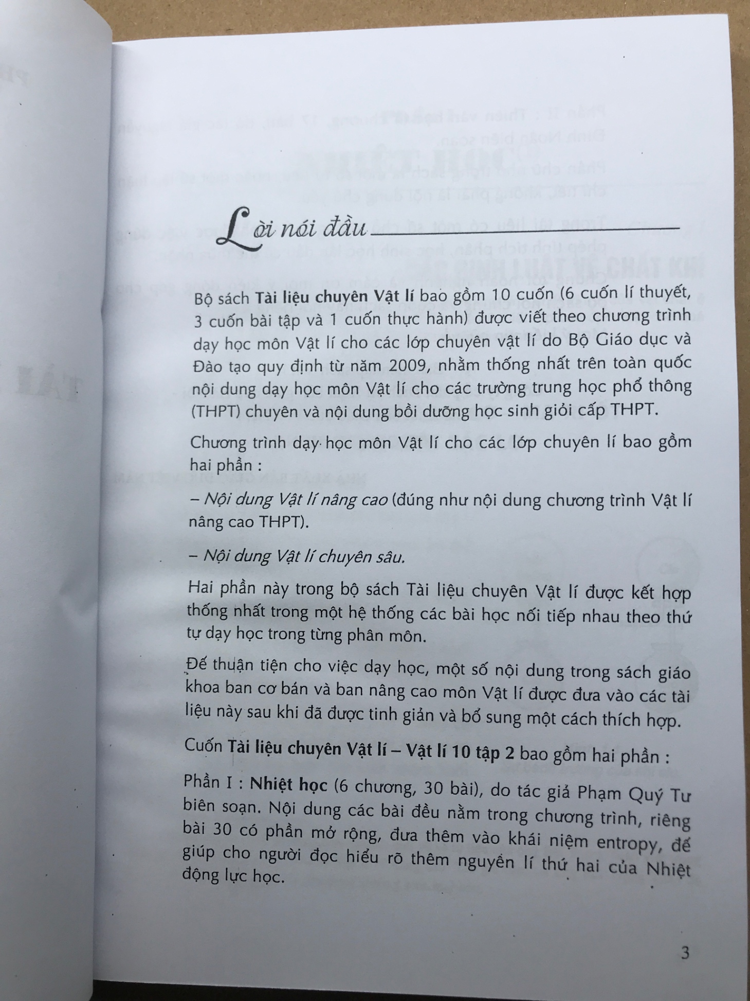 Tài liệu chuyên vật lí 10 tập 2 - Phạm Quý Tư, Nguyễn Đình Noãn