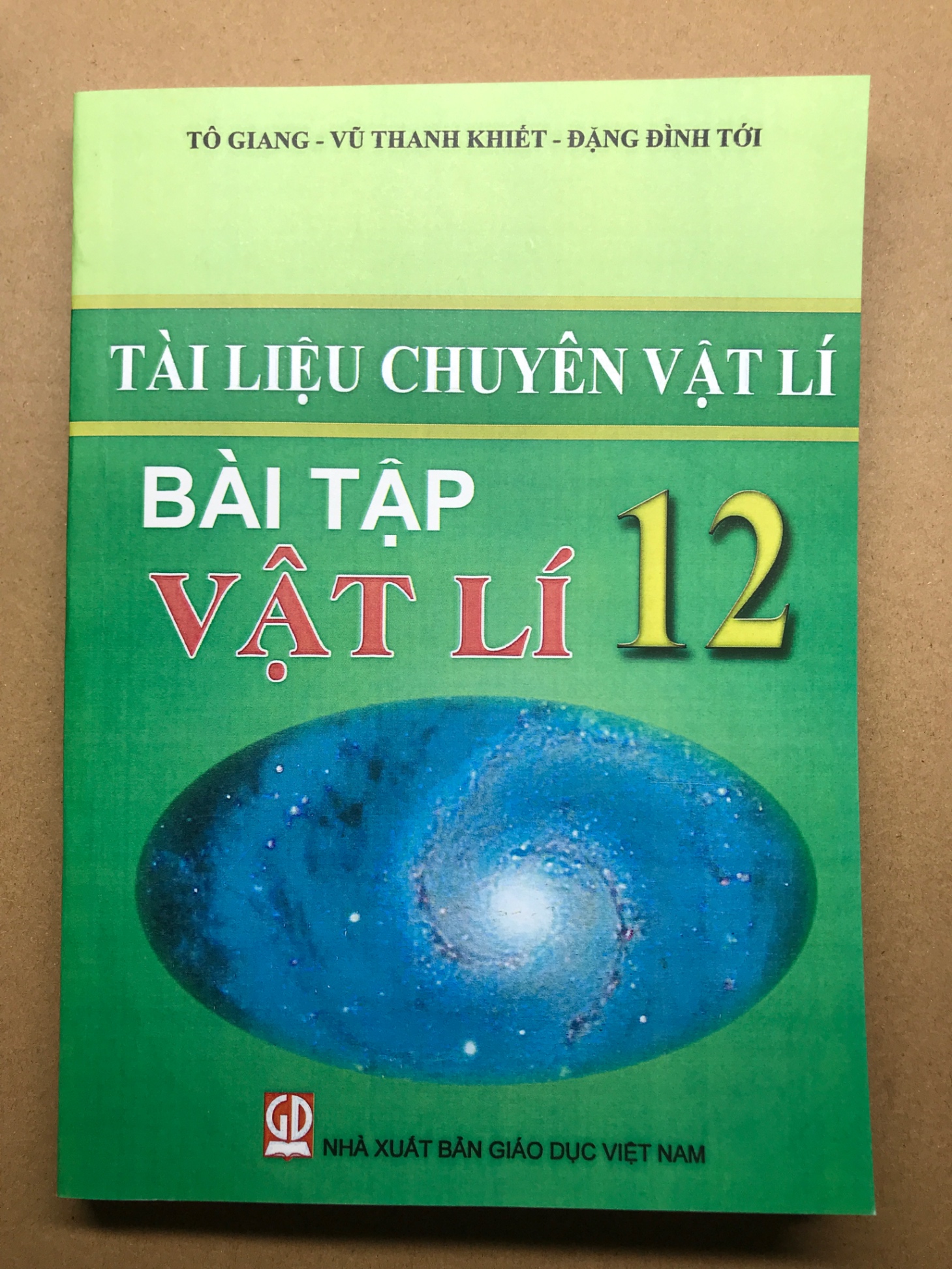 Tài liệu chuyên vật lí 12 Bài tập