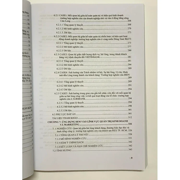 Ứng Dụng Mô Hình Cấu Trúc Tuyến Tính PLS-SEM Vào Nghiên Cứu Kinh Tế Lý Thuyết Và Thực Tiễn