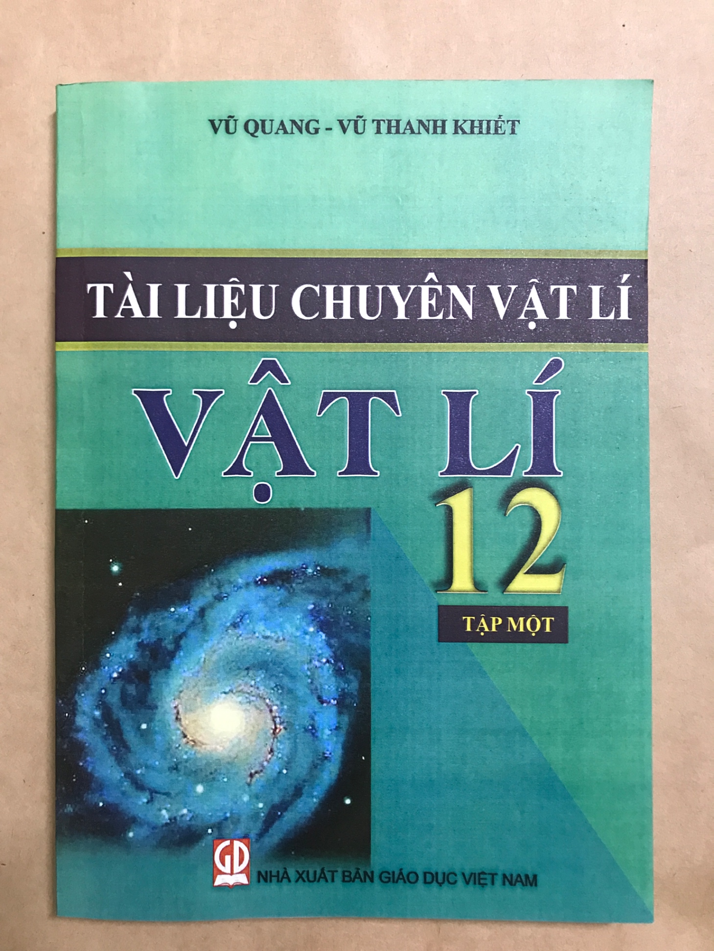 Tài liệu chuyên vật lí 12 tập 1 - Vũ Quang, Vũ Thanh Khiết