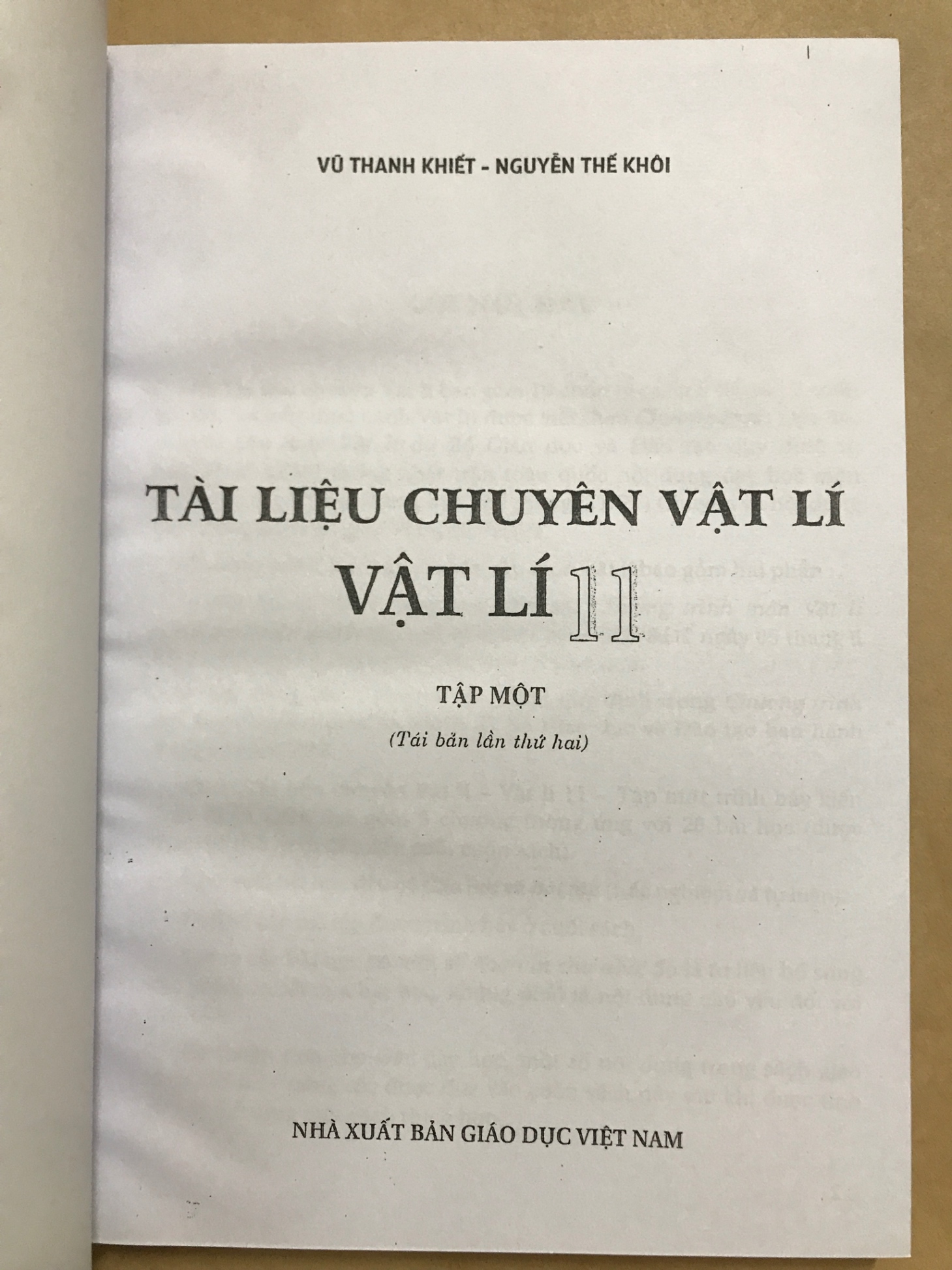 Tài liệu chuyên vật lí 11 tập 1 - Vũ Thanh Khiết, Nguyễn Thế Khôi