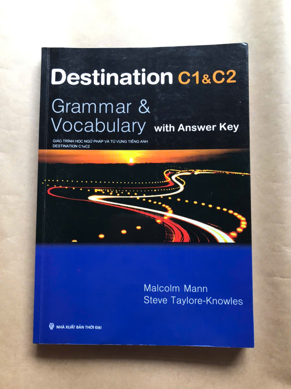 Destination C1&C2 - Grammar & Vocabulary (With Answer Key)