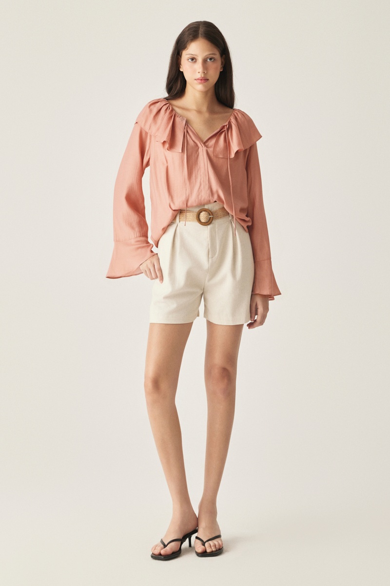 Quần shorts cạp cách điệu kèm dây lưng