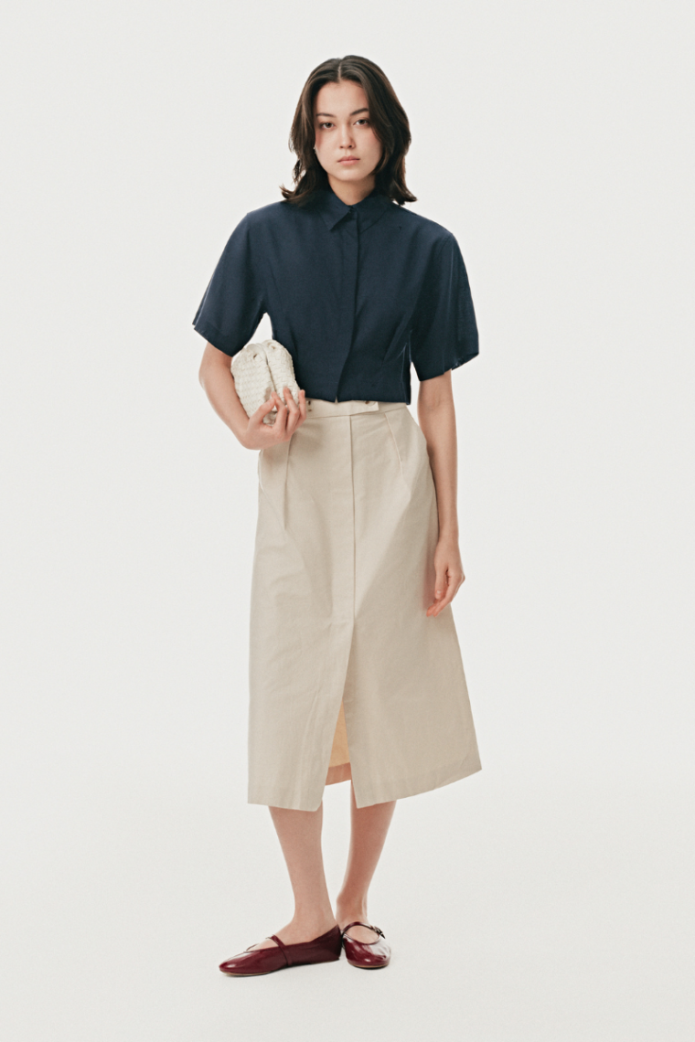 Chân váy dài xẻ tà thân trước