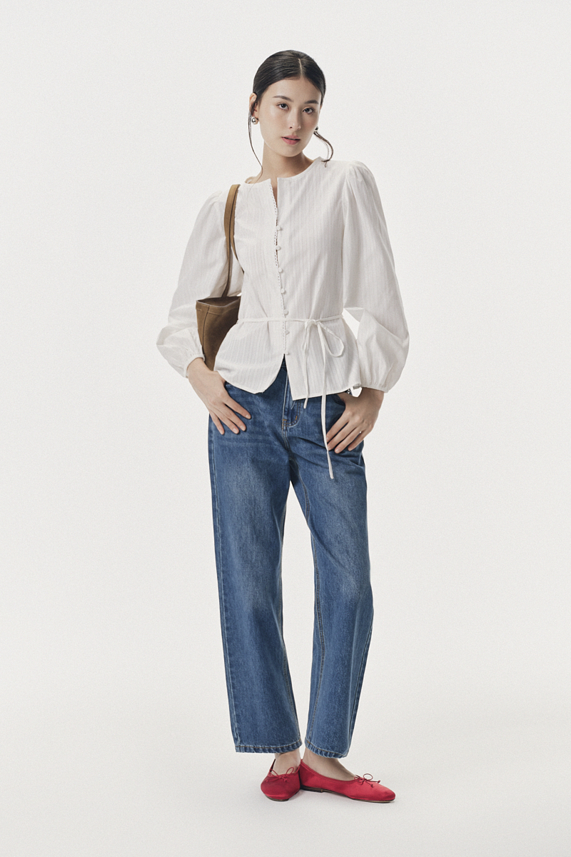 Áo kiểu dài tay bề mặt kẻ chìm lé ren kèm dây đai