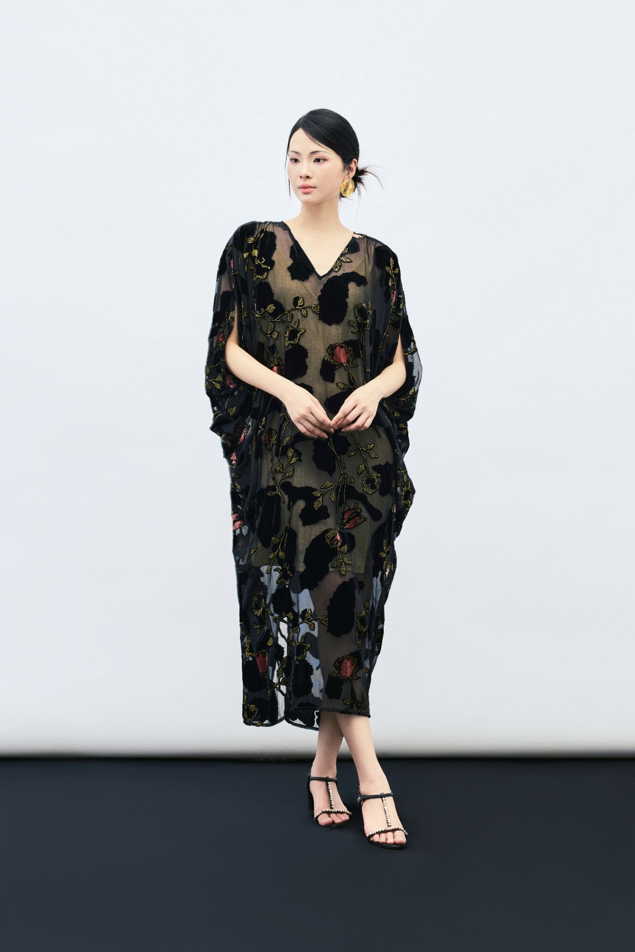 Đầm Linh Mộng