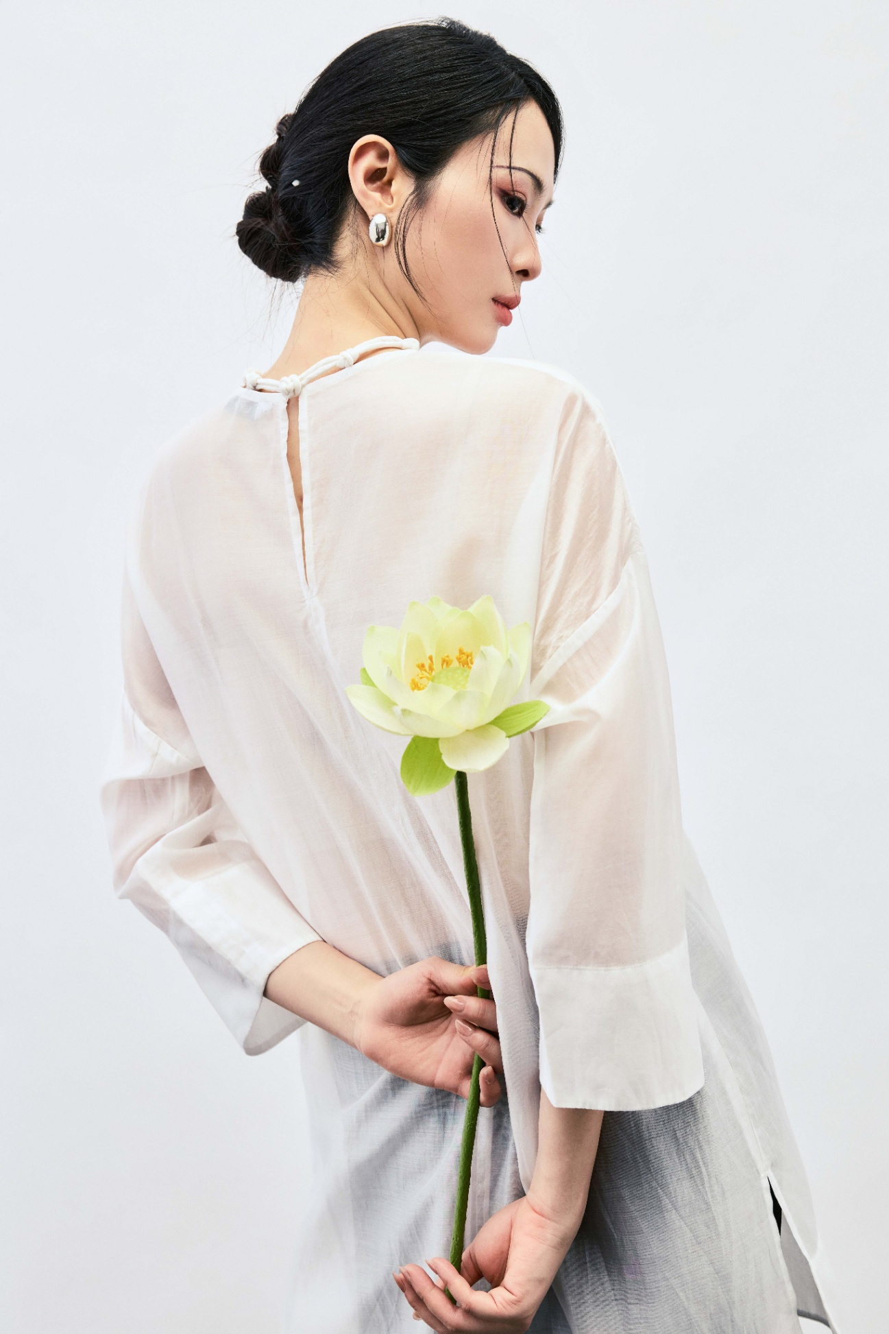 Áo pháp phục Yên Hoa