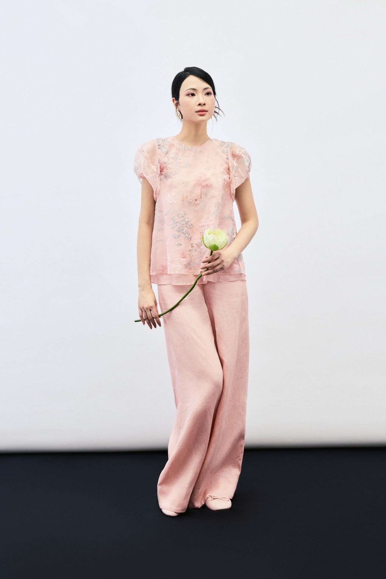 Quần pháp phục Diên Vũ(LINEN)