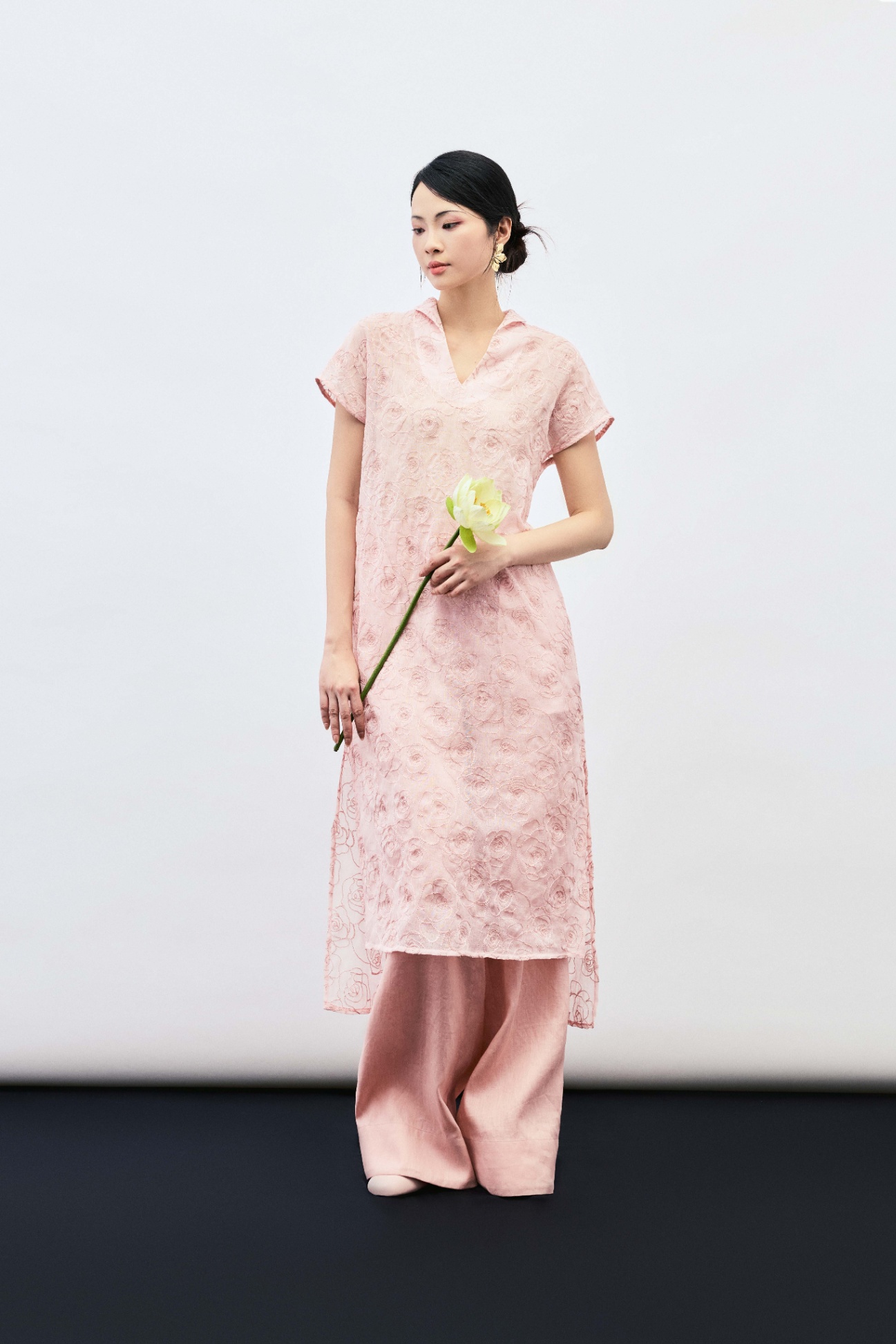 Áo pháp phục Minh Lan