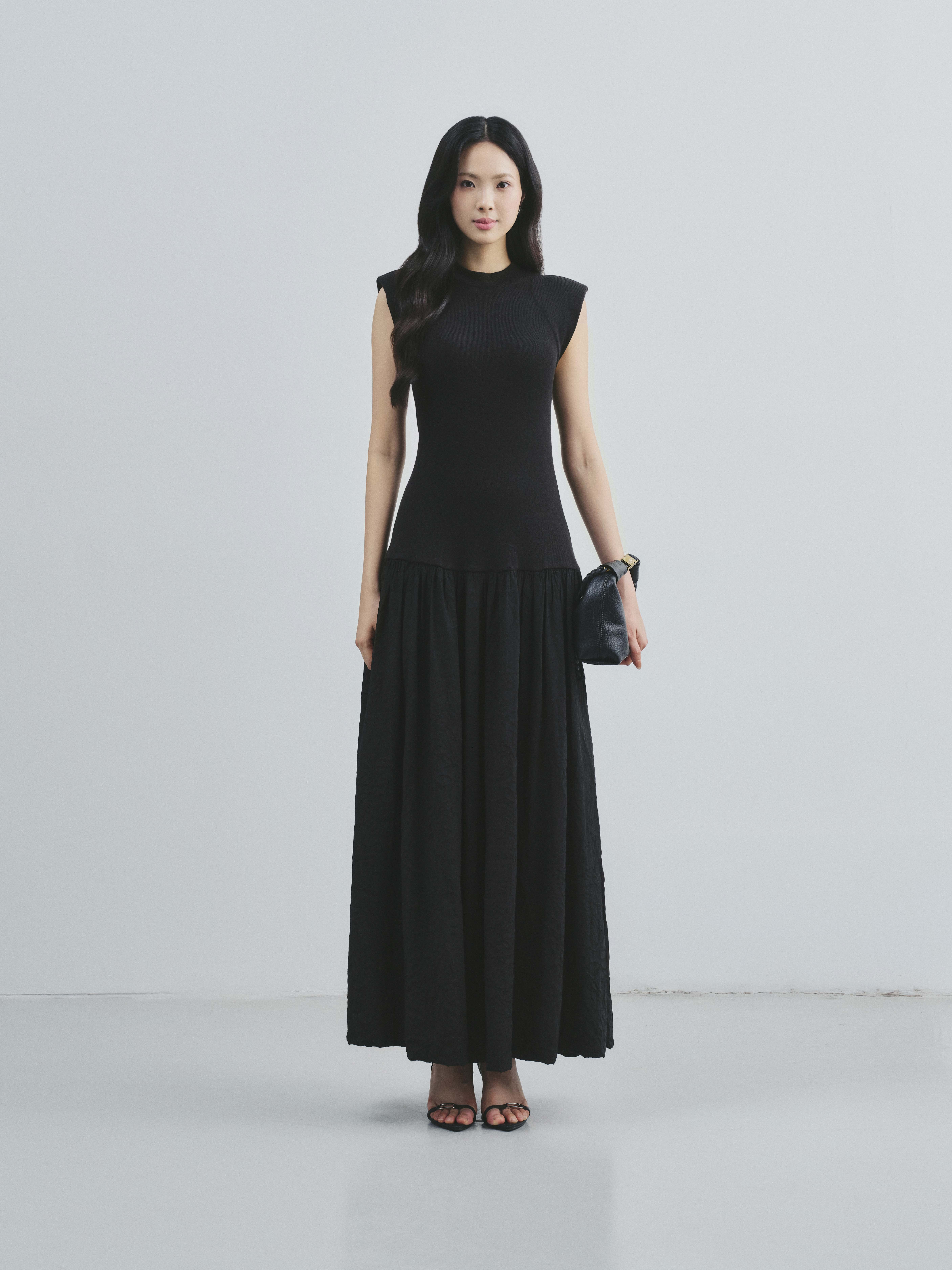 Aneira Dress