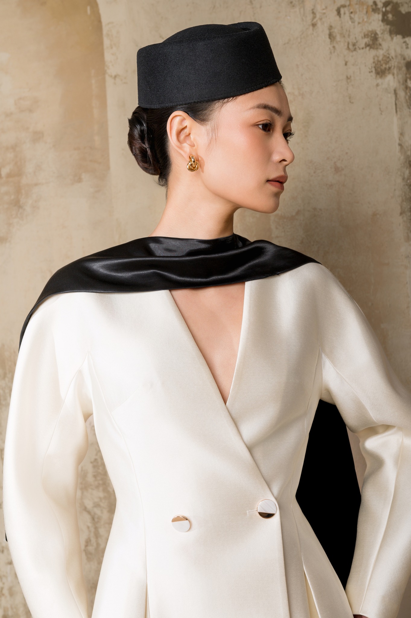 Eira Blazer