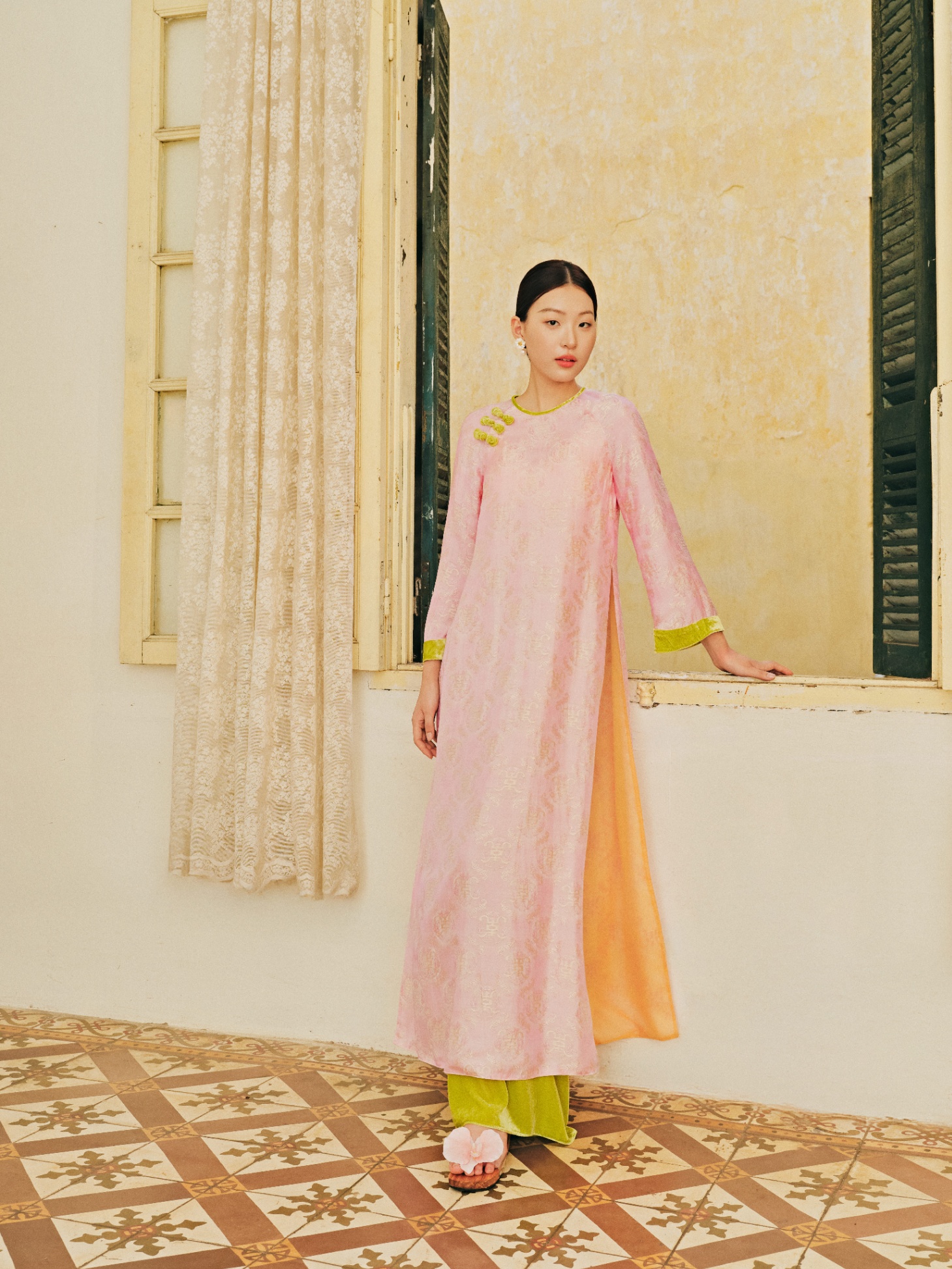 Quần áo dài suông nhung