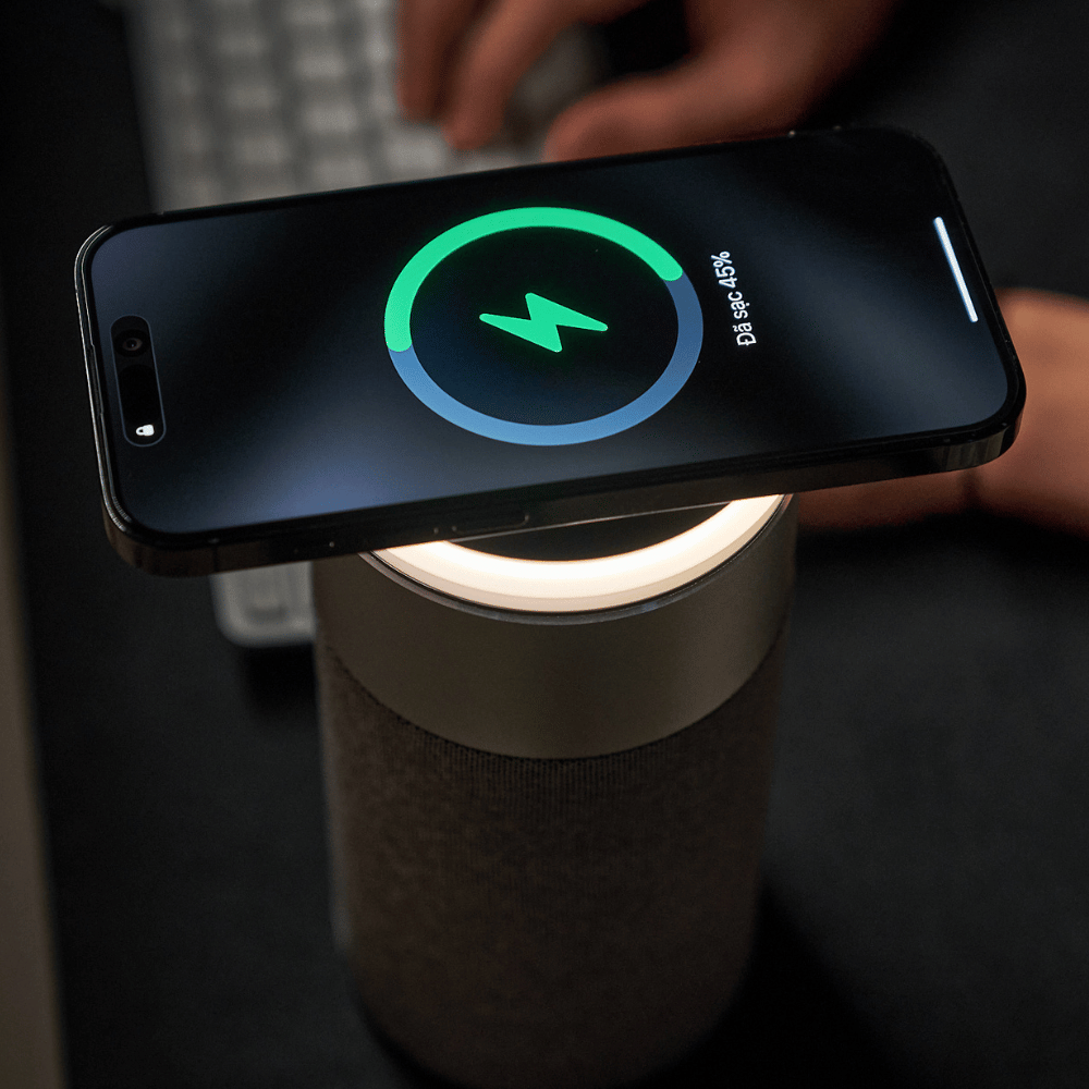Loa Bluetooth WIWU Kiêm Sạc Không Dây 15W / Đèn Ngủ Cảm Ứng