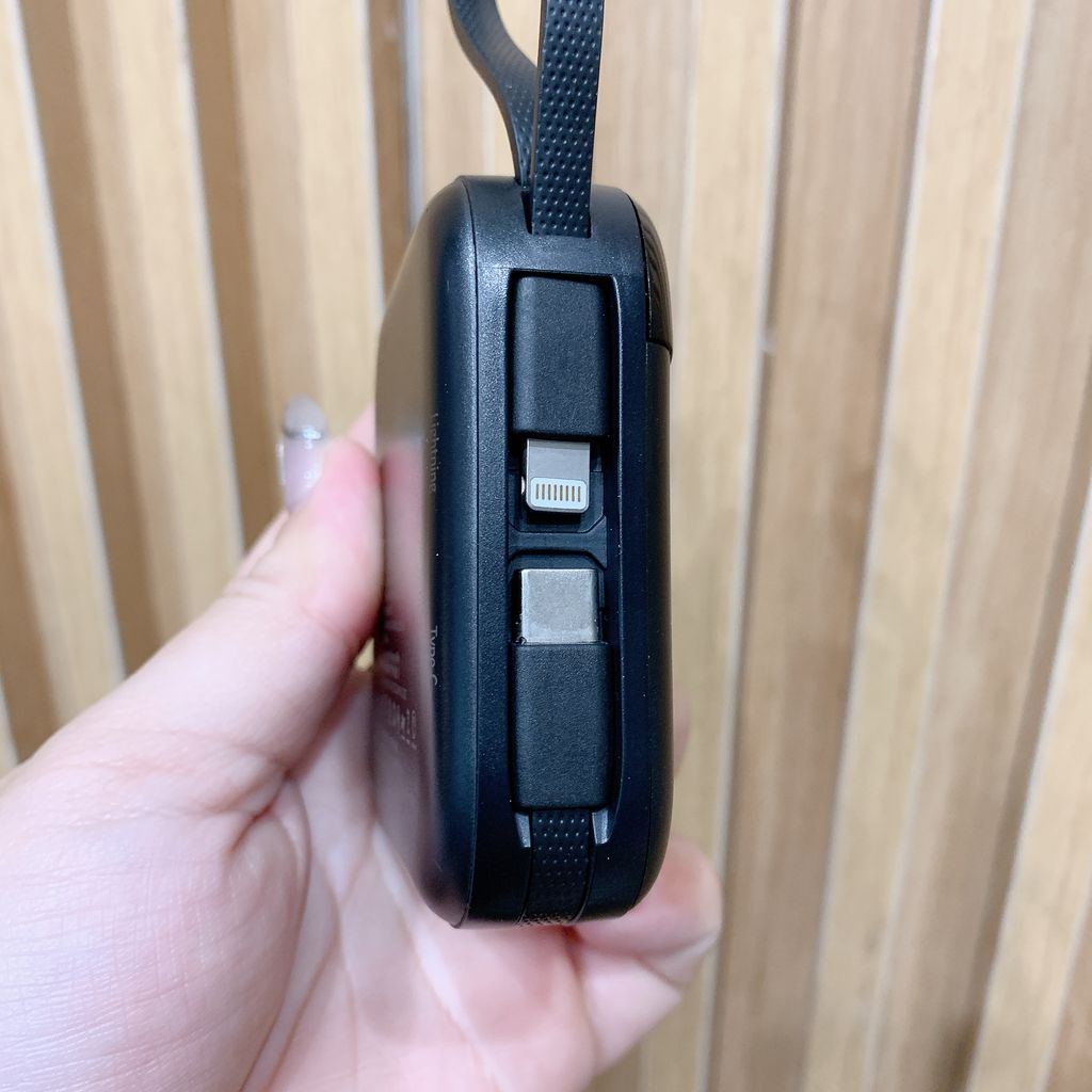 Sạc dự phòng KOVOL 10.000mAh 22.5W, liền dây cáp L & C