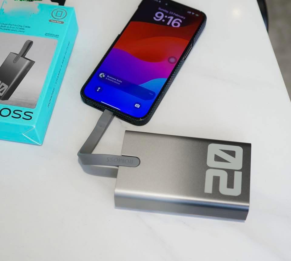 Sạc dự phòng Romoss PEA20A 20000mAh 22.5W với cáp tích hợp