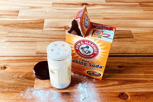 TẨY ÁO TRẮNG BỊ Ố VÀNG BẰNG BAKING SODA ĐƠN GIẢN VÀ HIỆU QUẢ